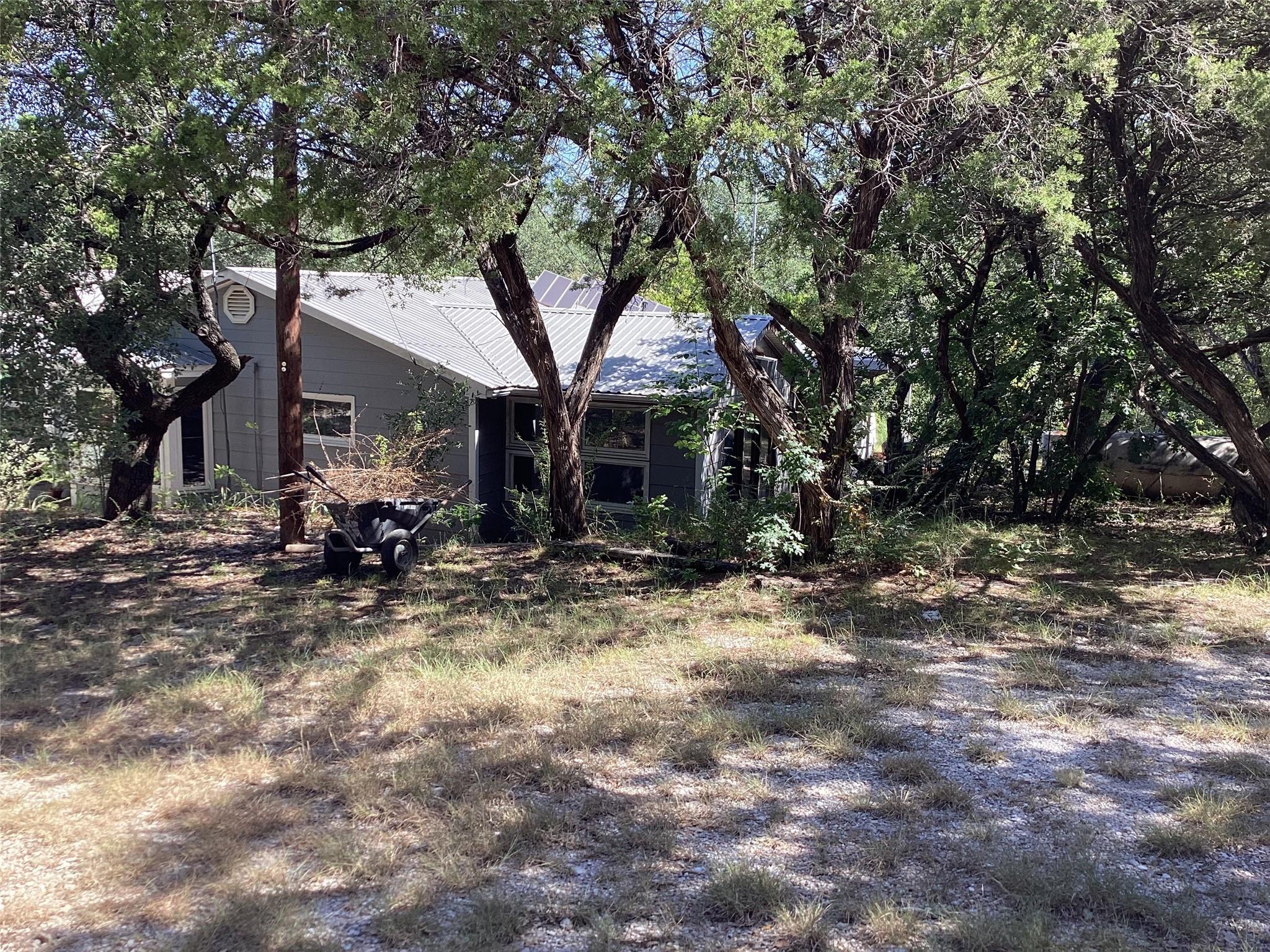 main property photo 34
