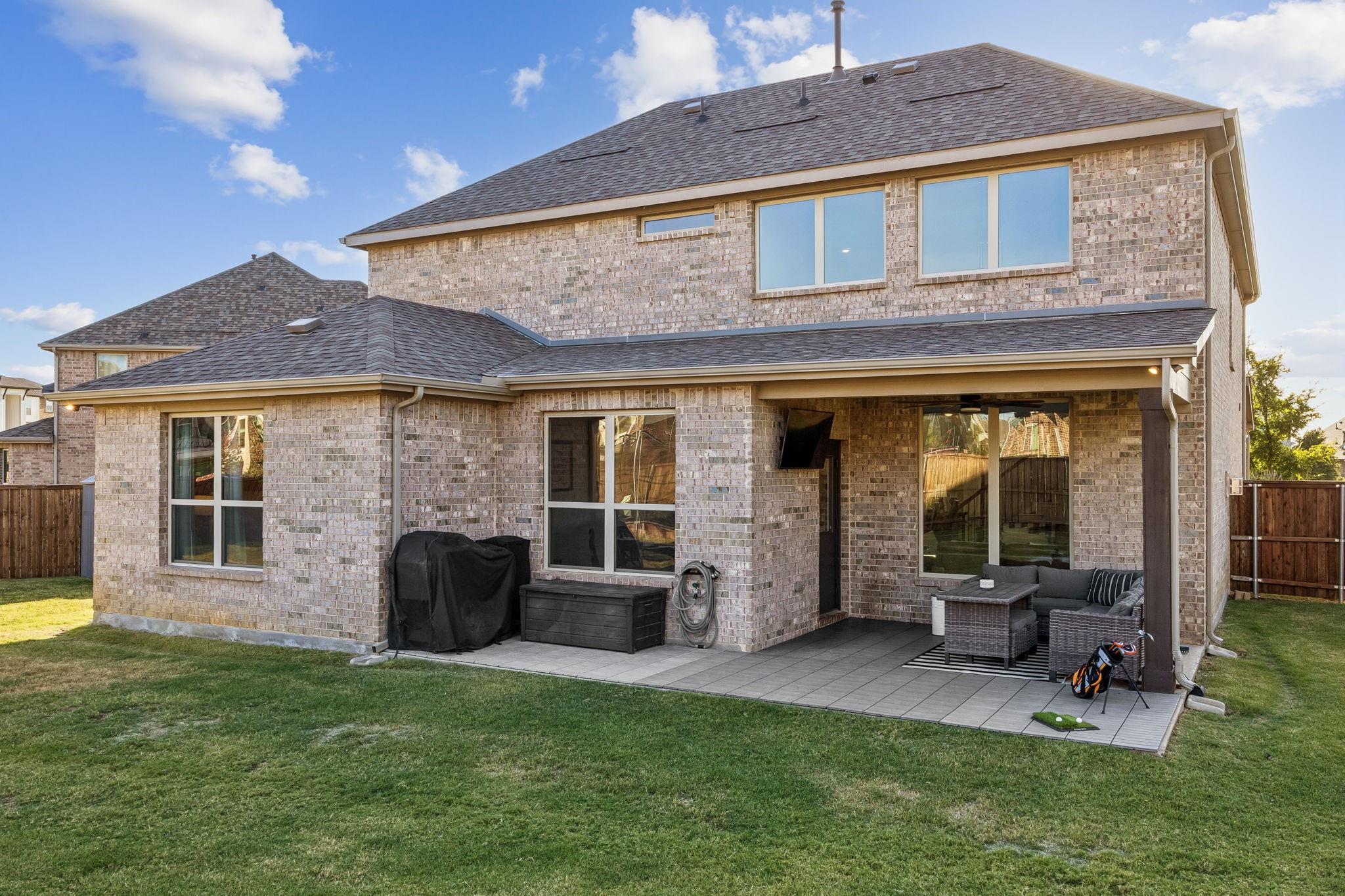 main property photo 29
