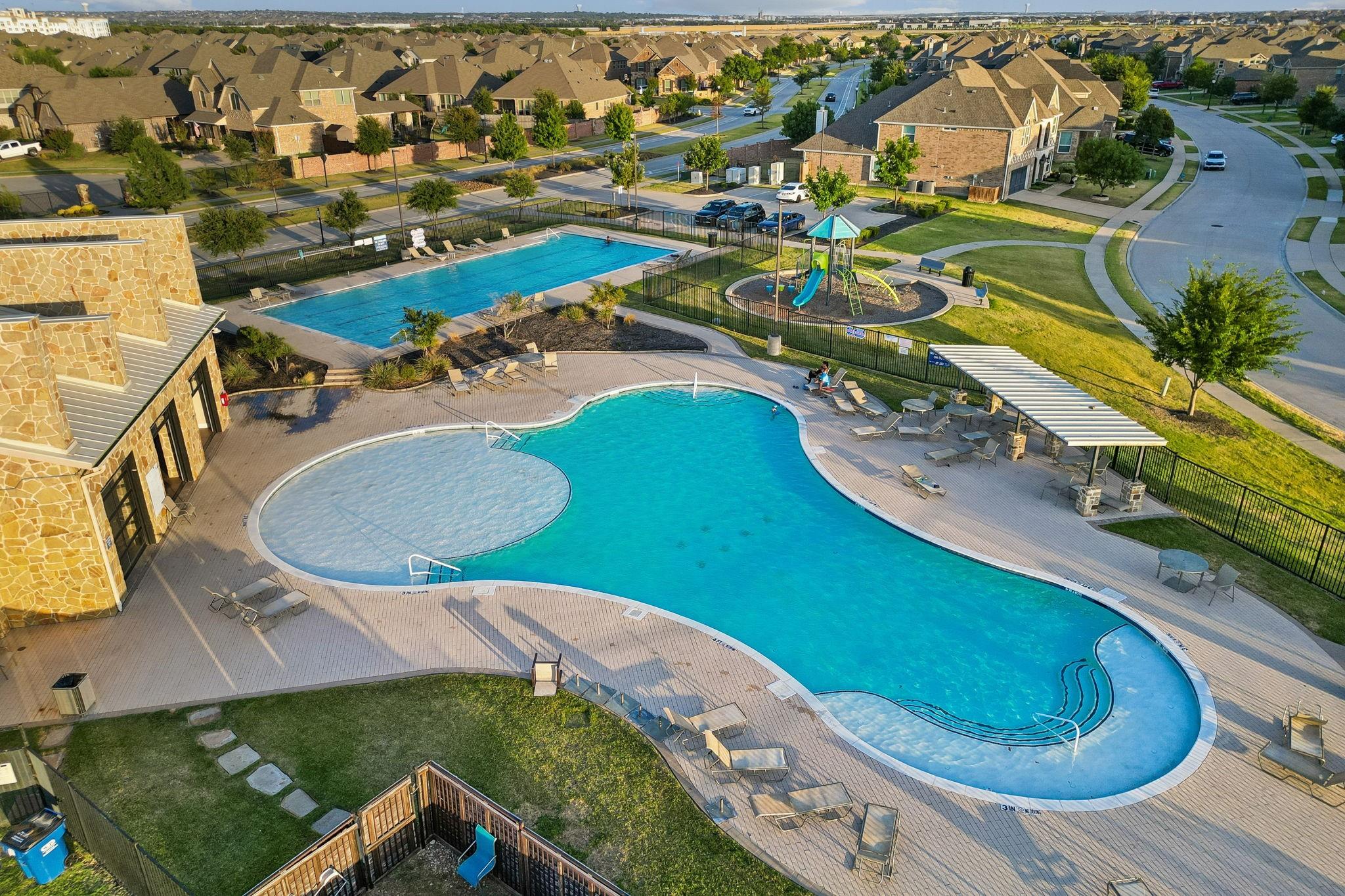 main property photo 38