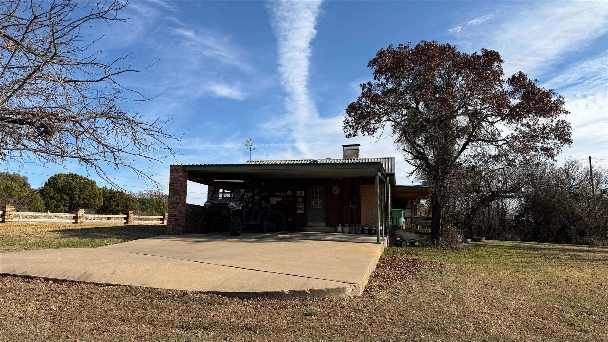main property photo 5