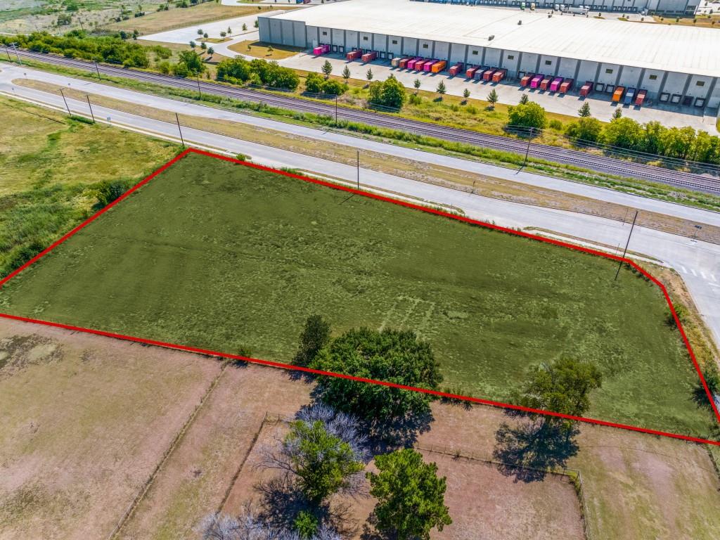 main property photo 5
