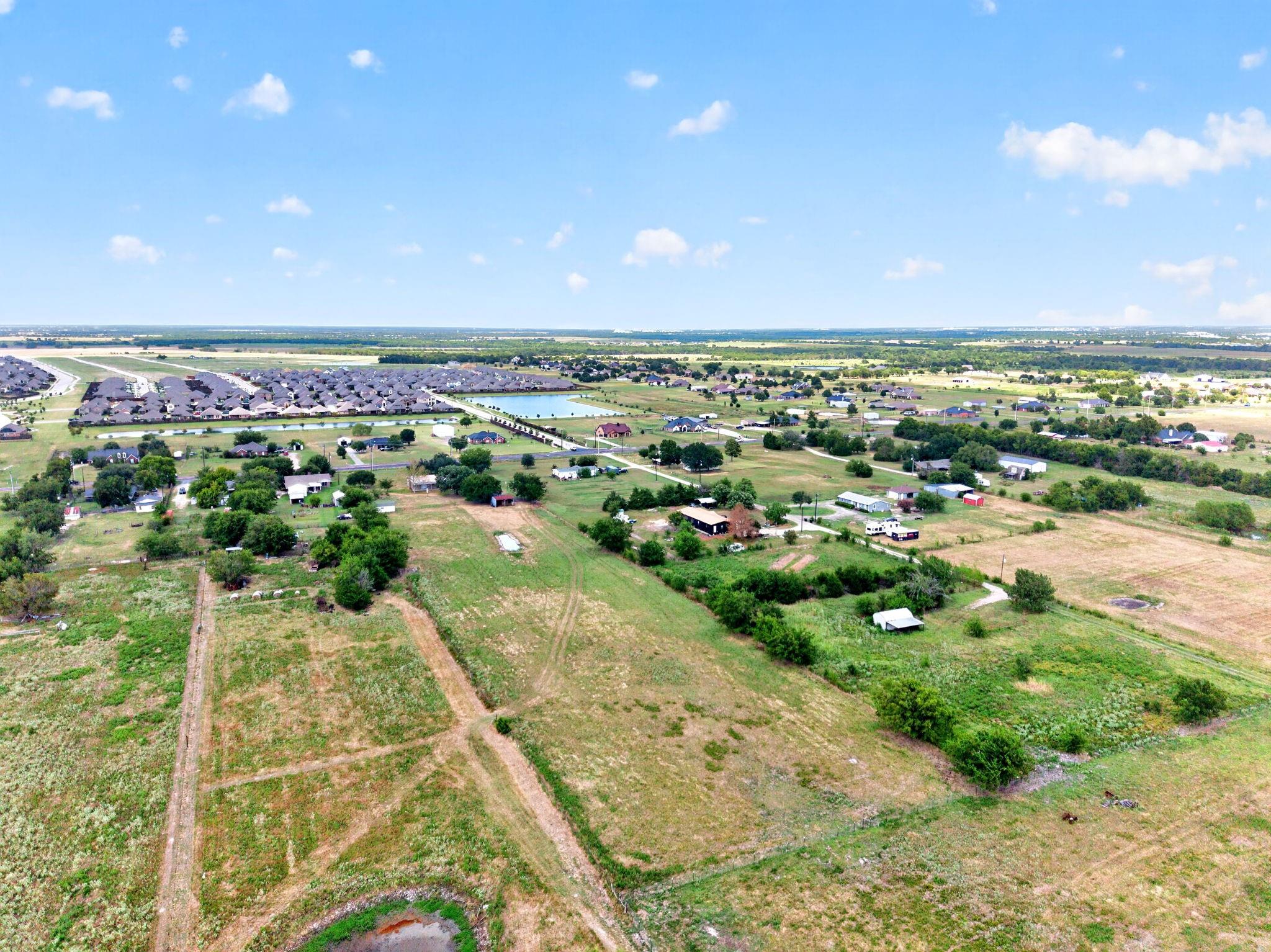 main property photo 33