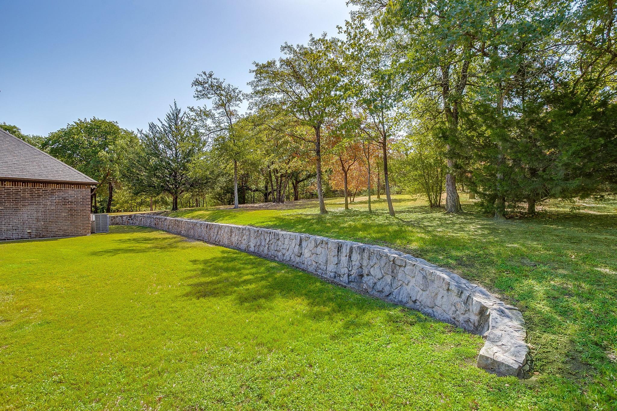main property photo 39