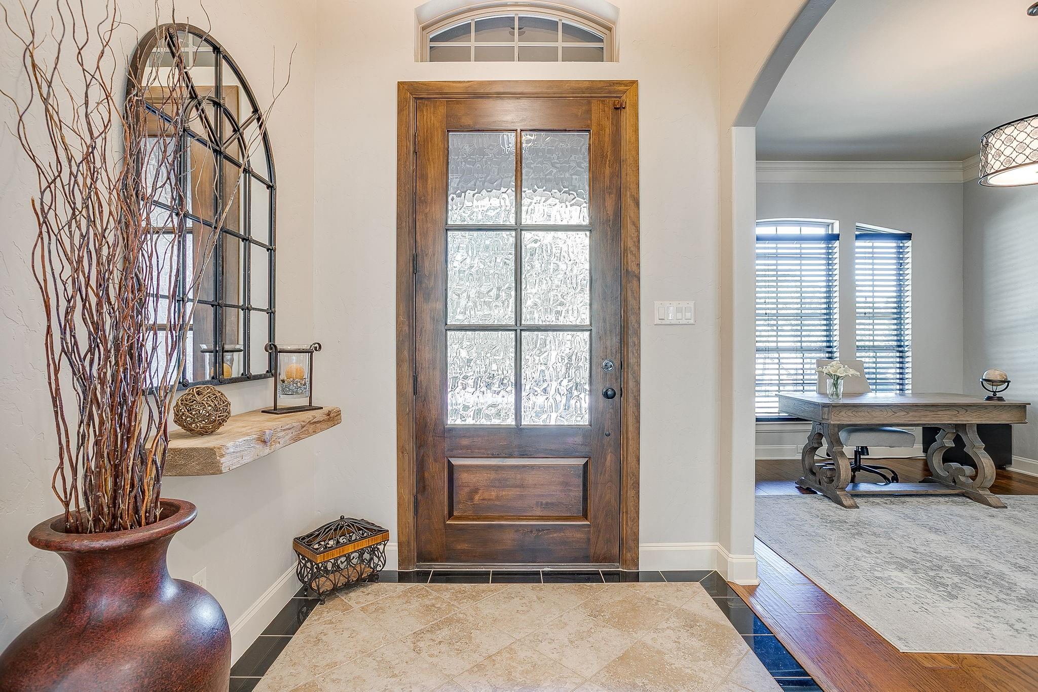 main property photo 4