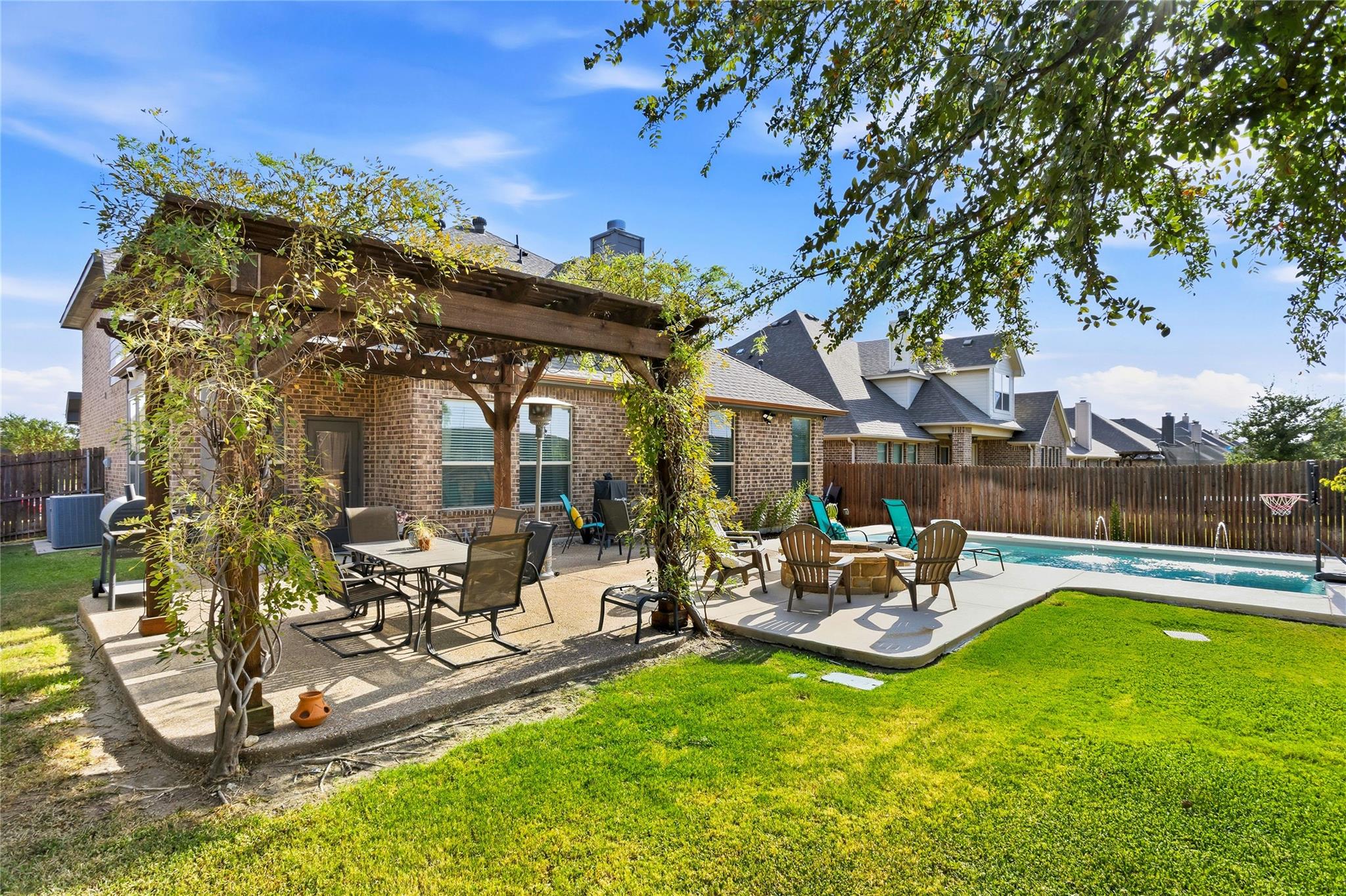 main property photo 26