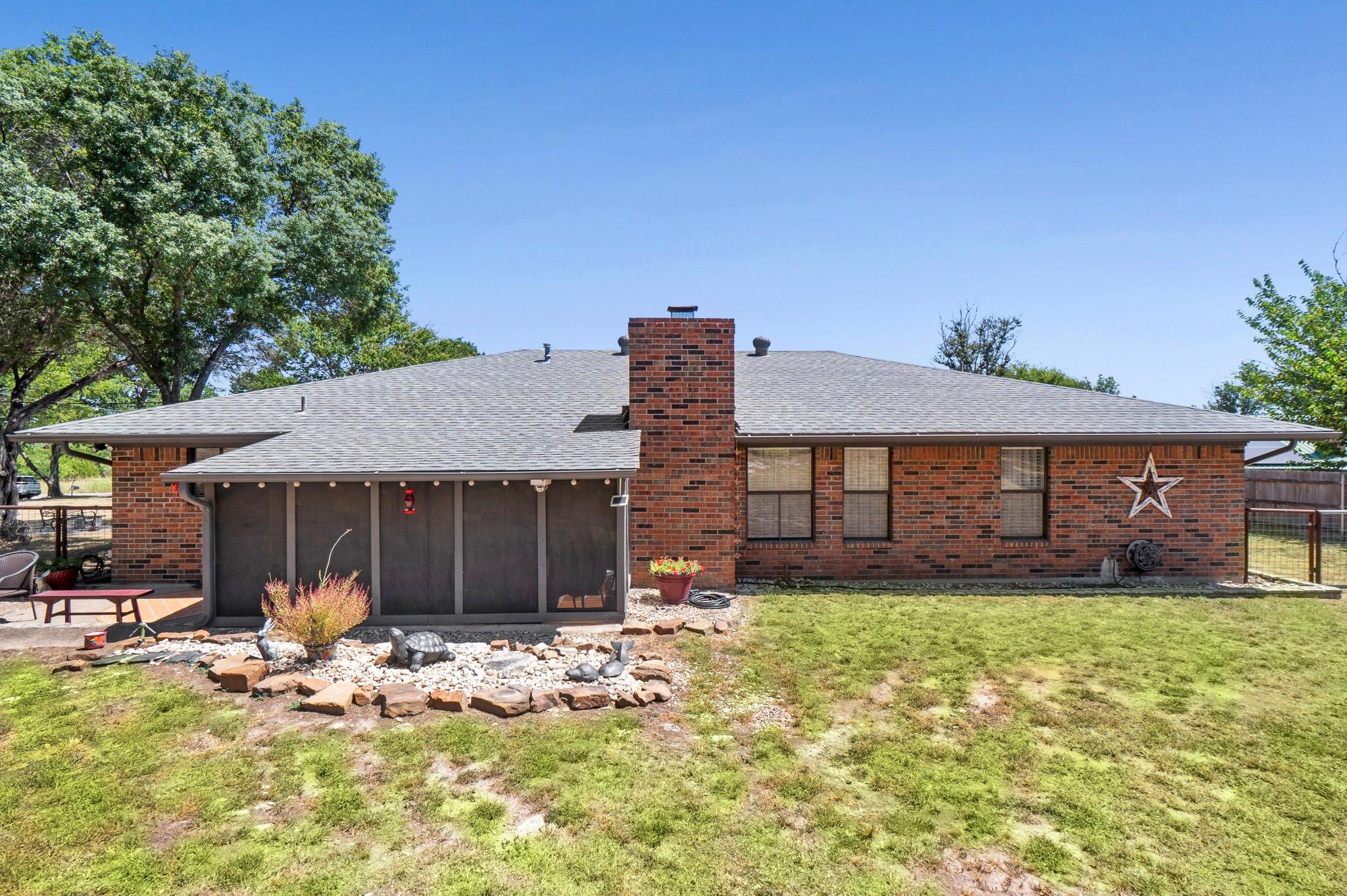 main property photo 20