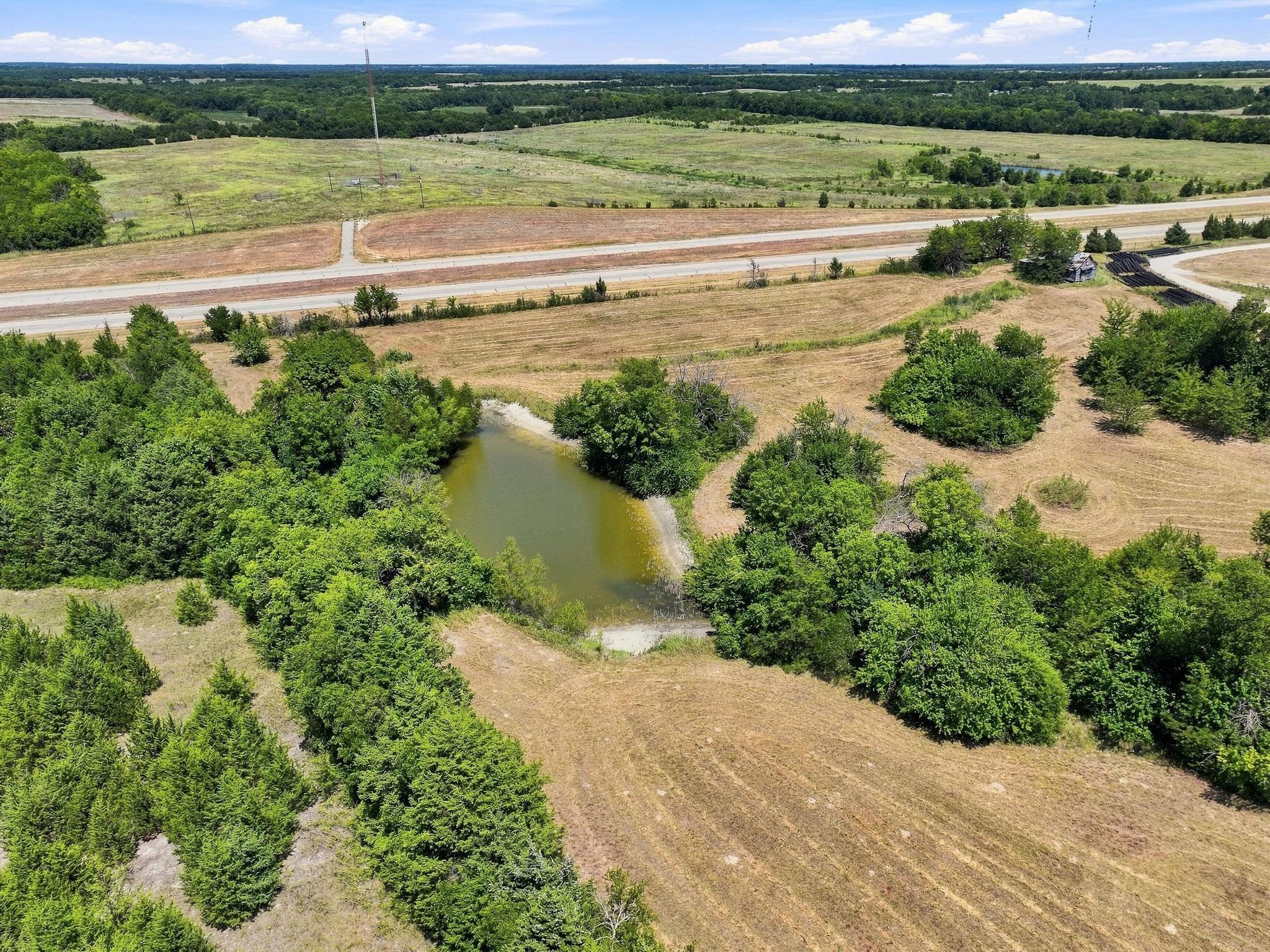 main property photo 10