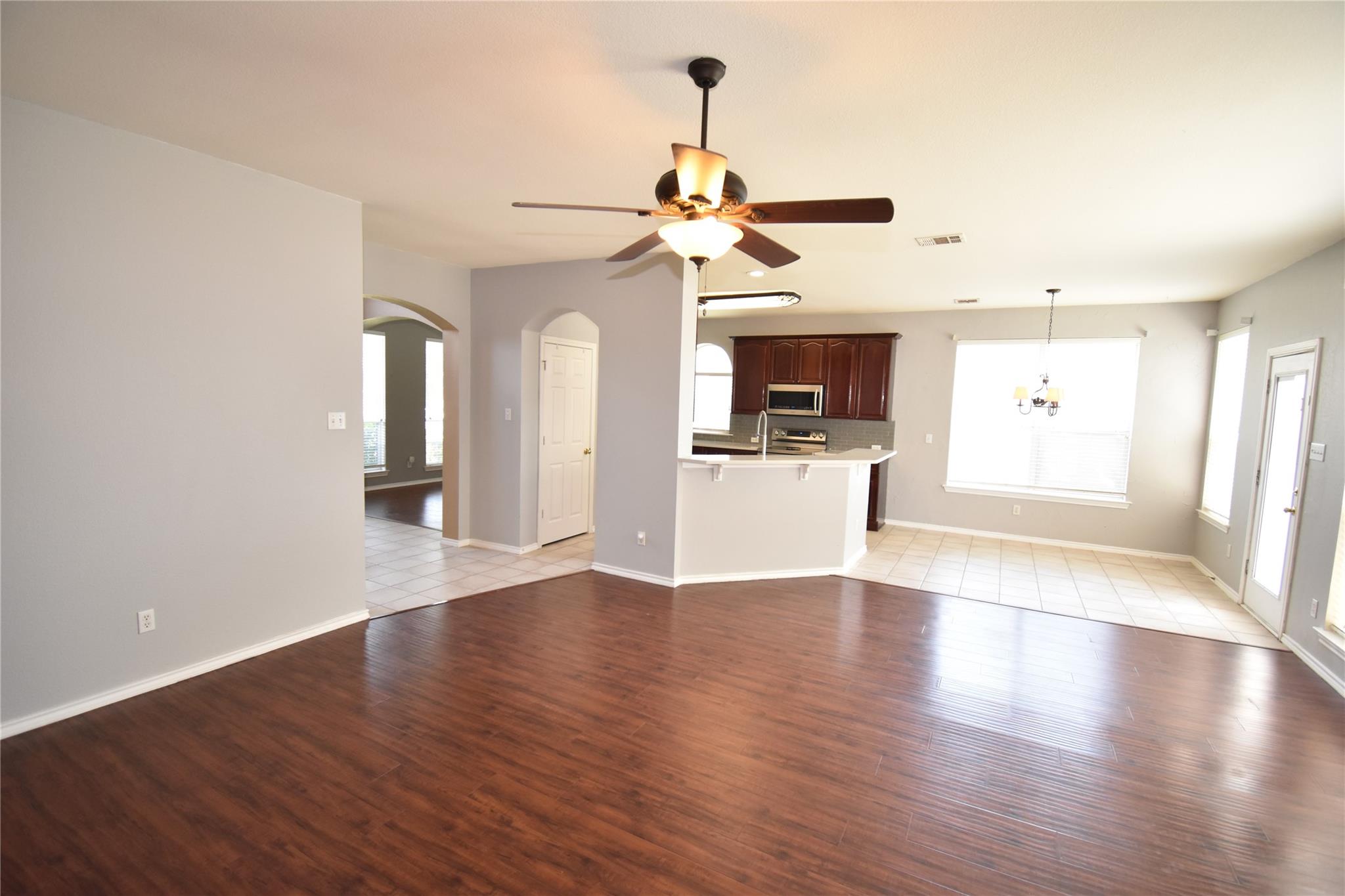 property viewer photo 15