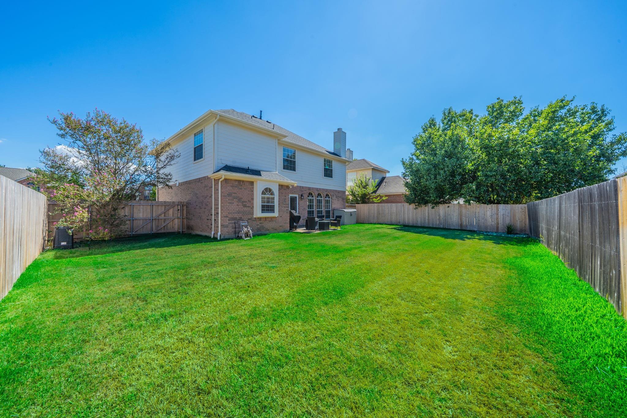 main property photo 27