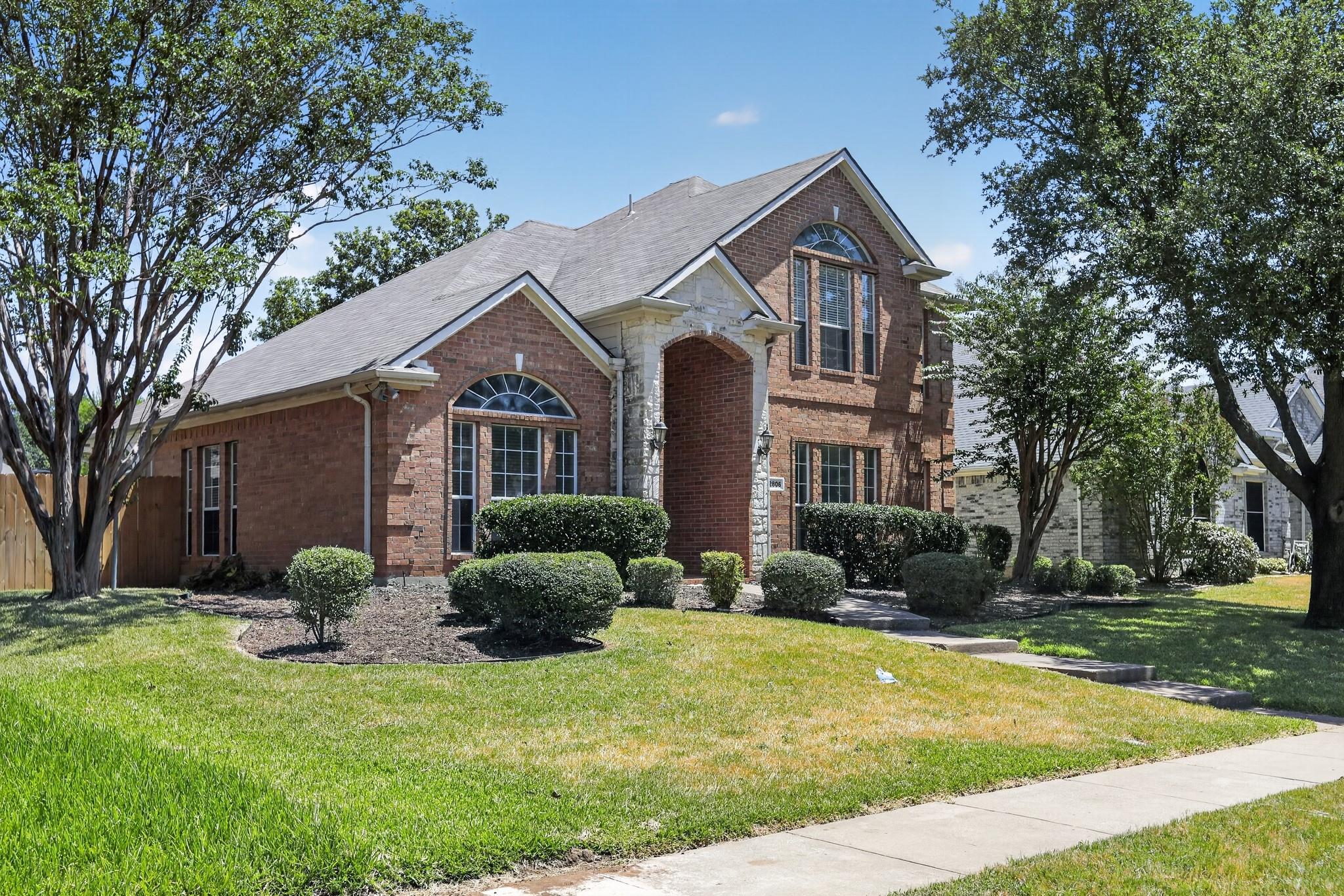 main property photo 1