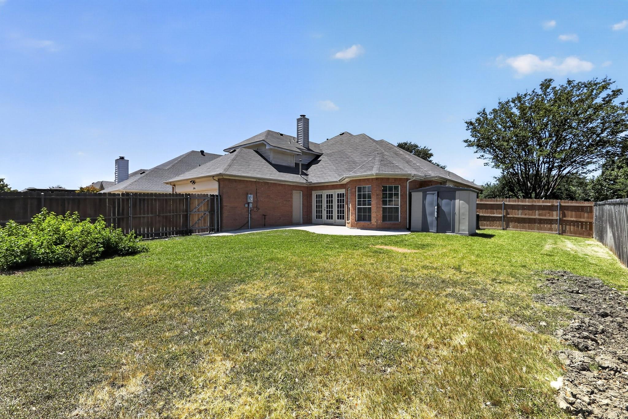 main property photo 23