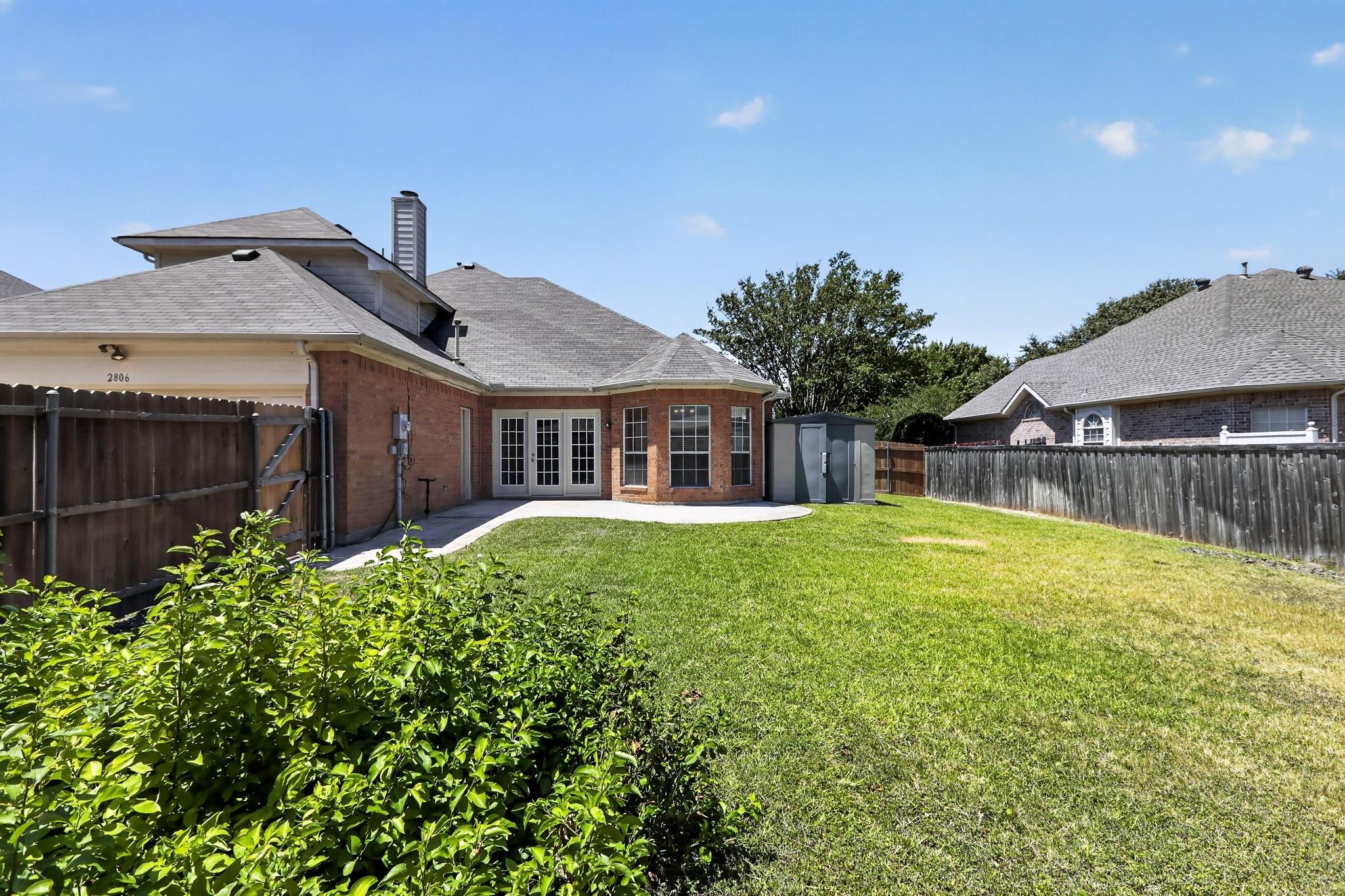 main property photo 25