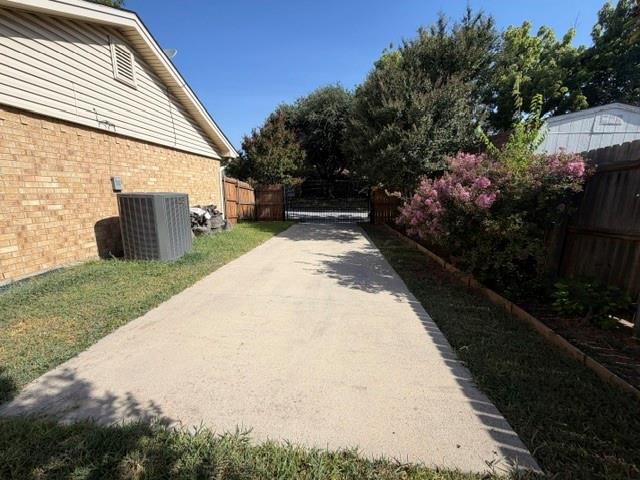 main property photo 12