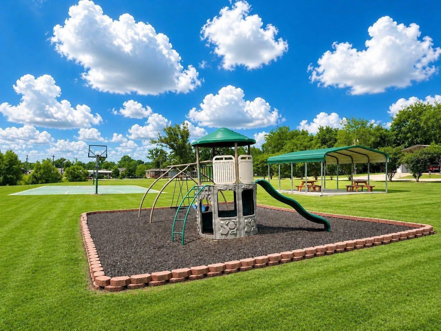 main property photo 22