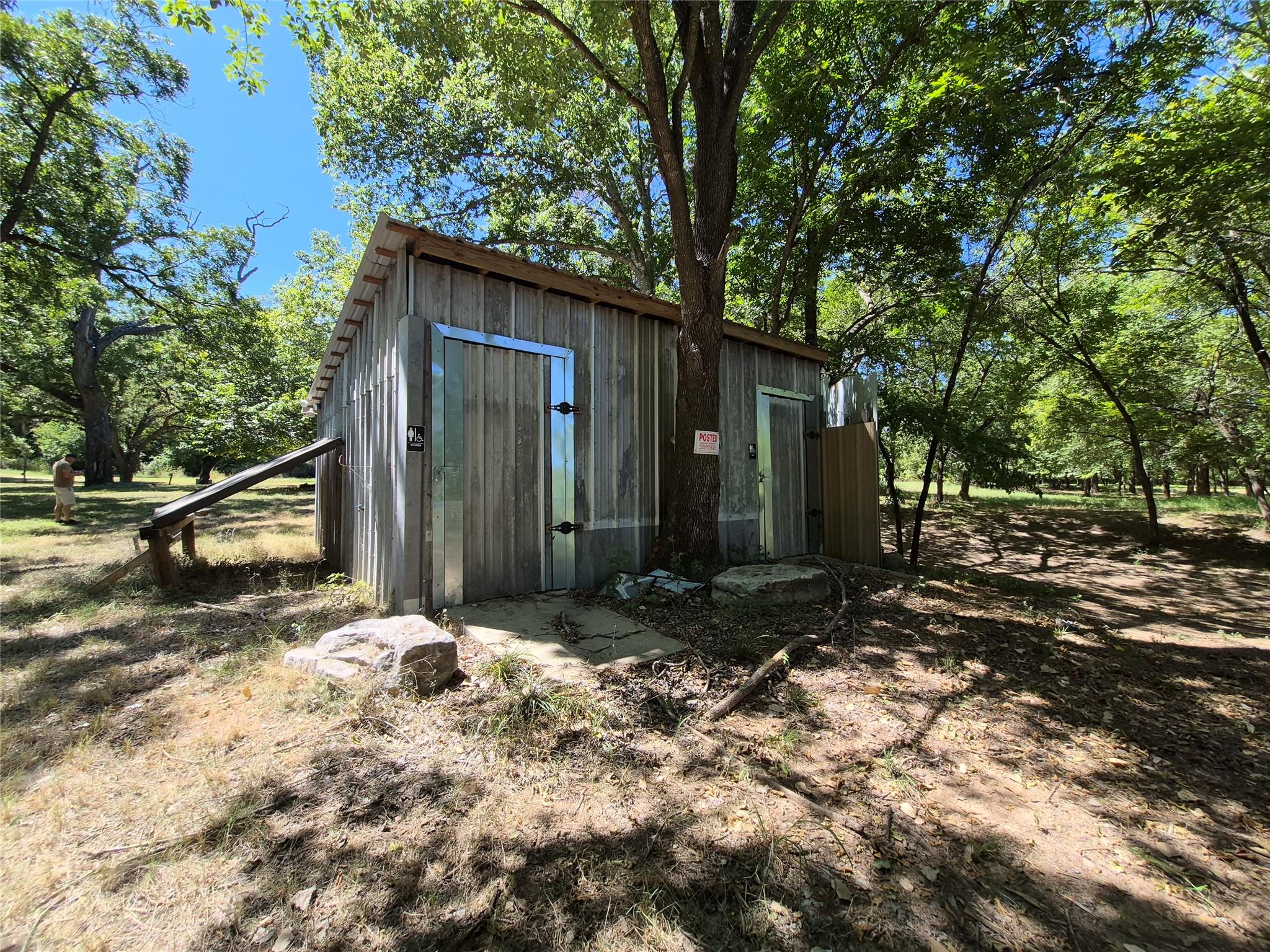 main property photo 12