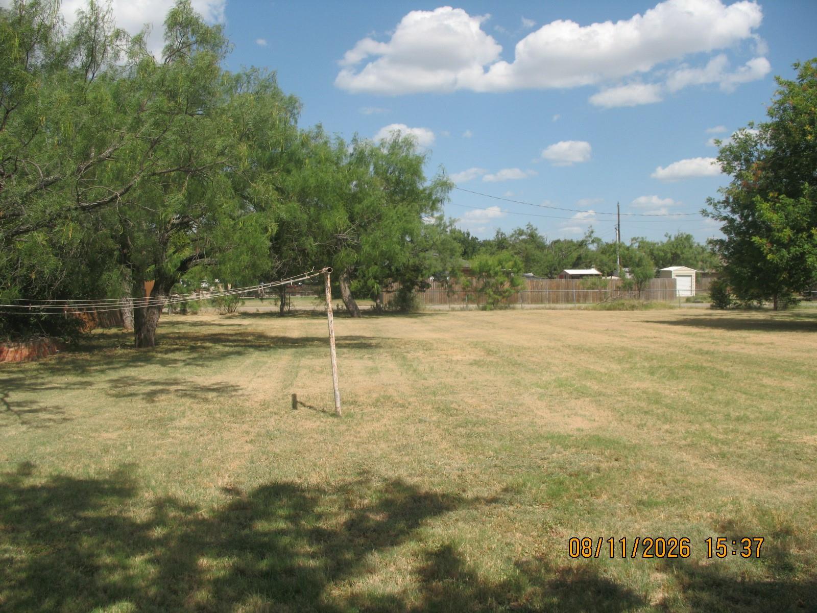 main property photo 11