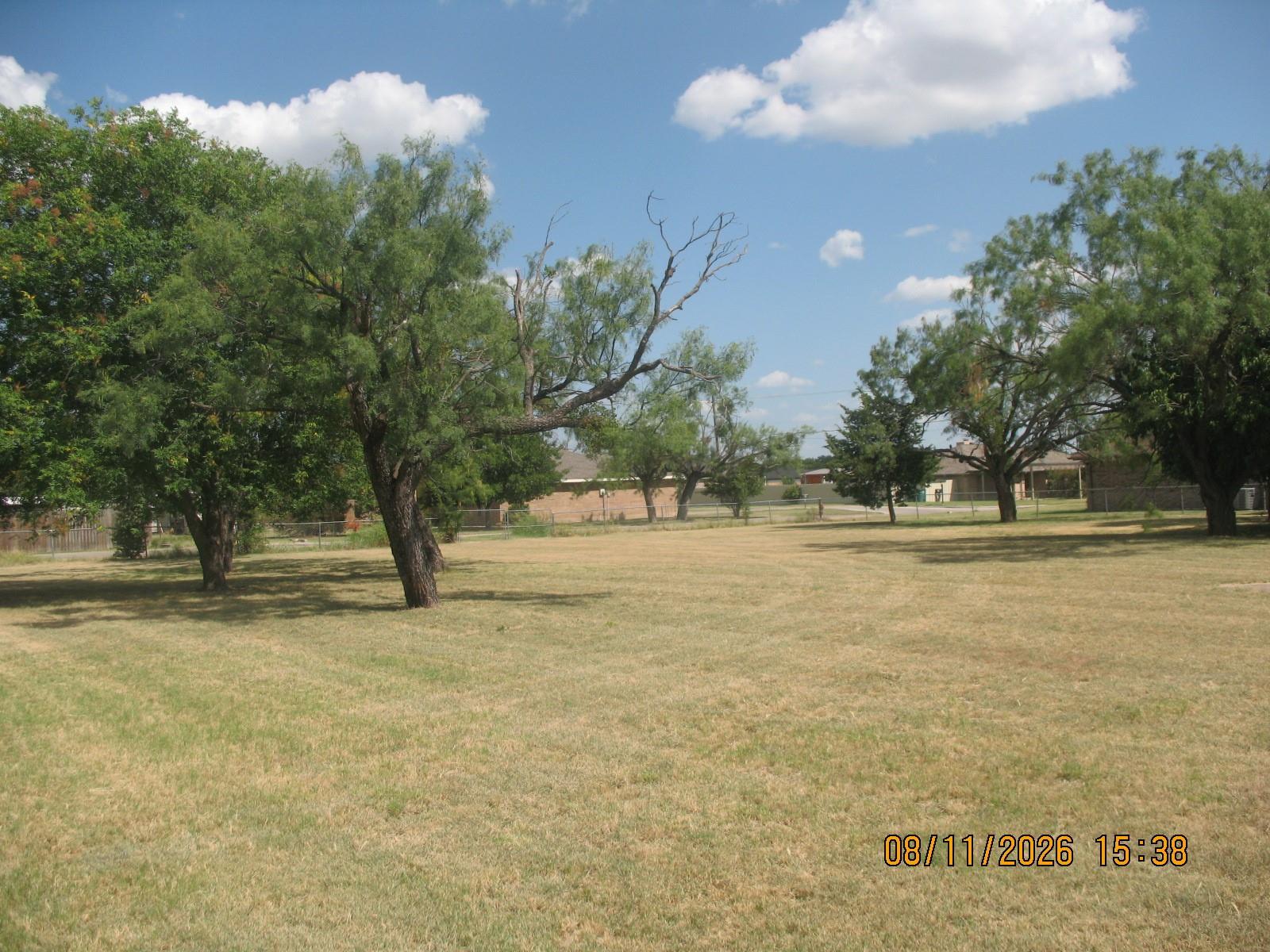 main property photo 12
