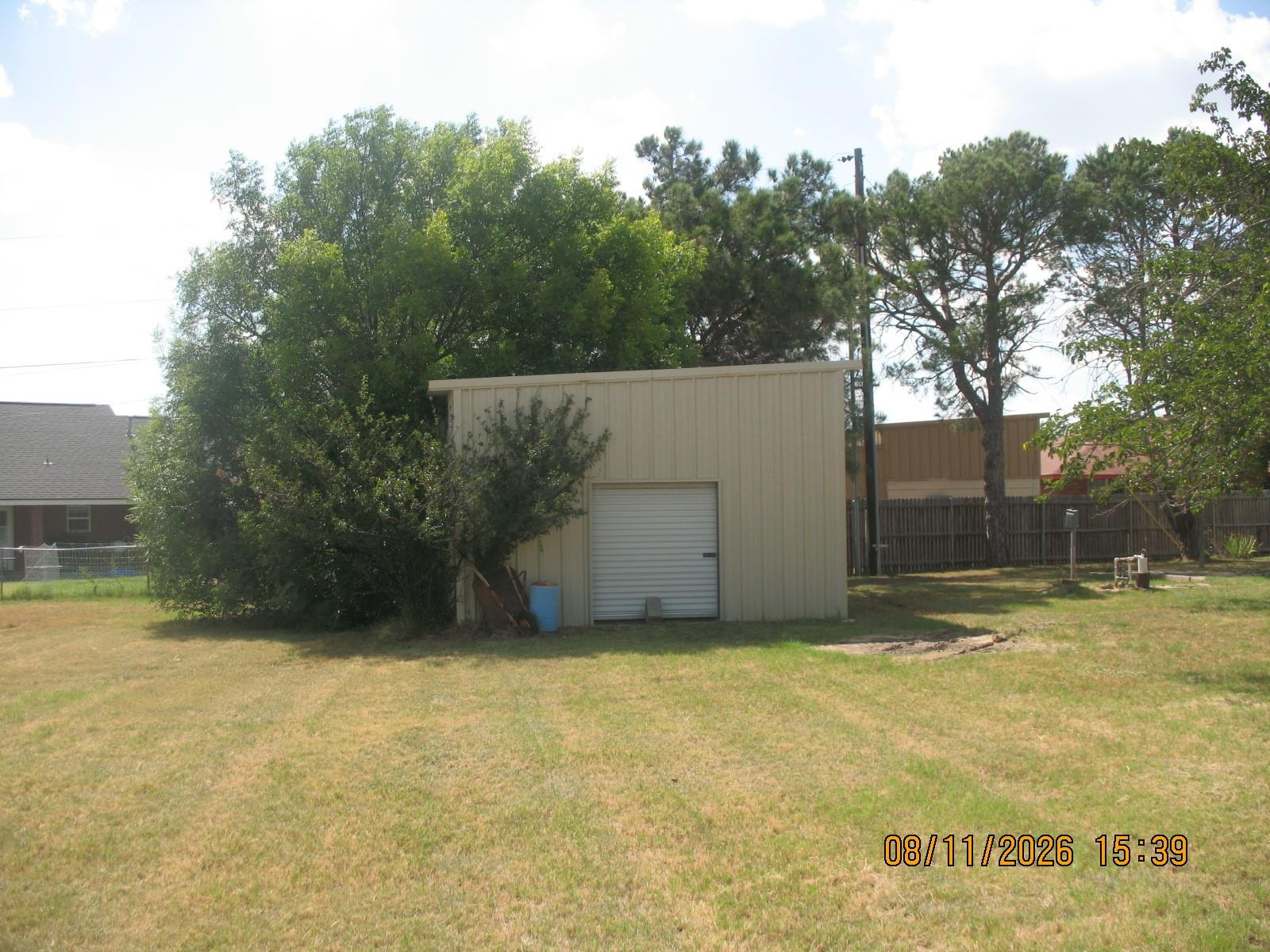 main property photo 13