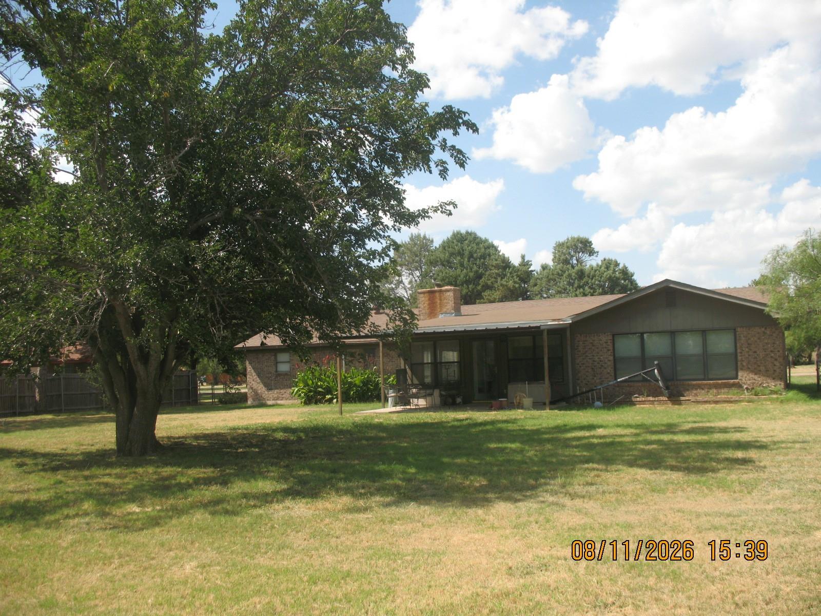 main property photo 14
