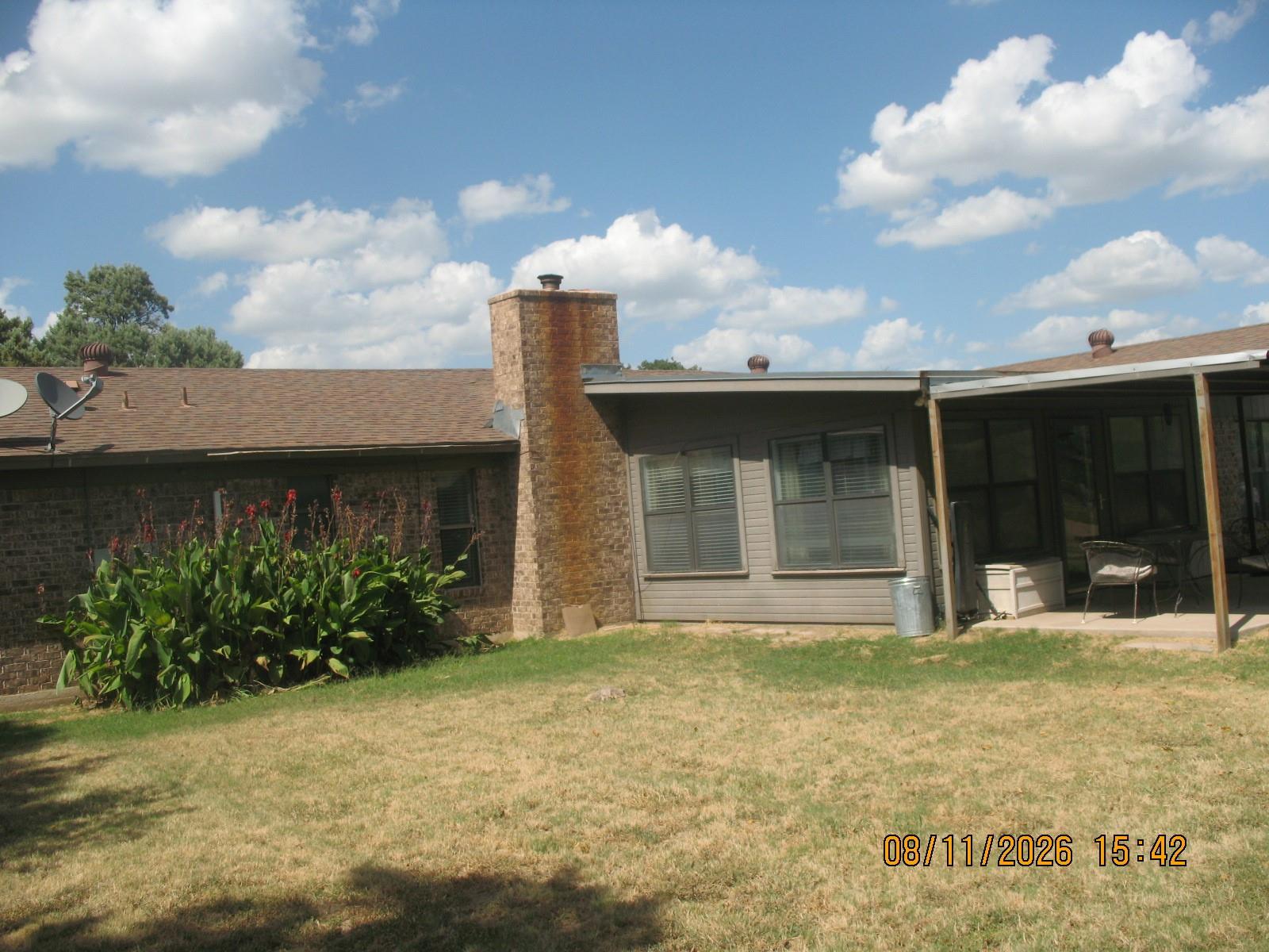 main property photo 16
