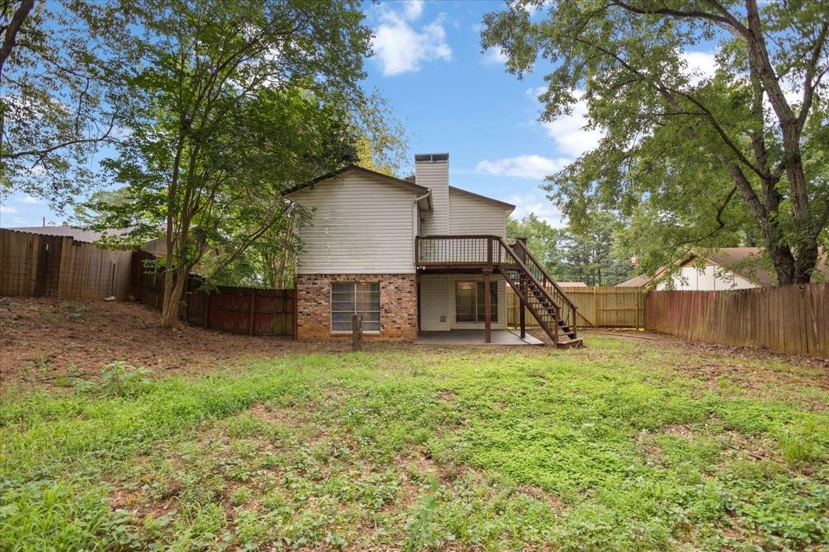 main property photo 32