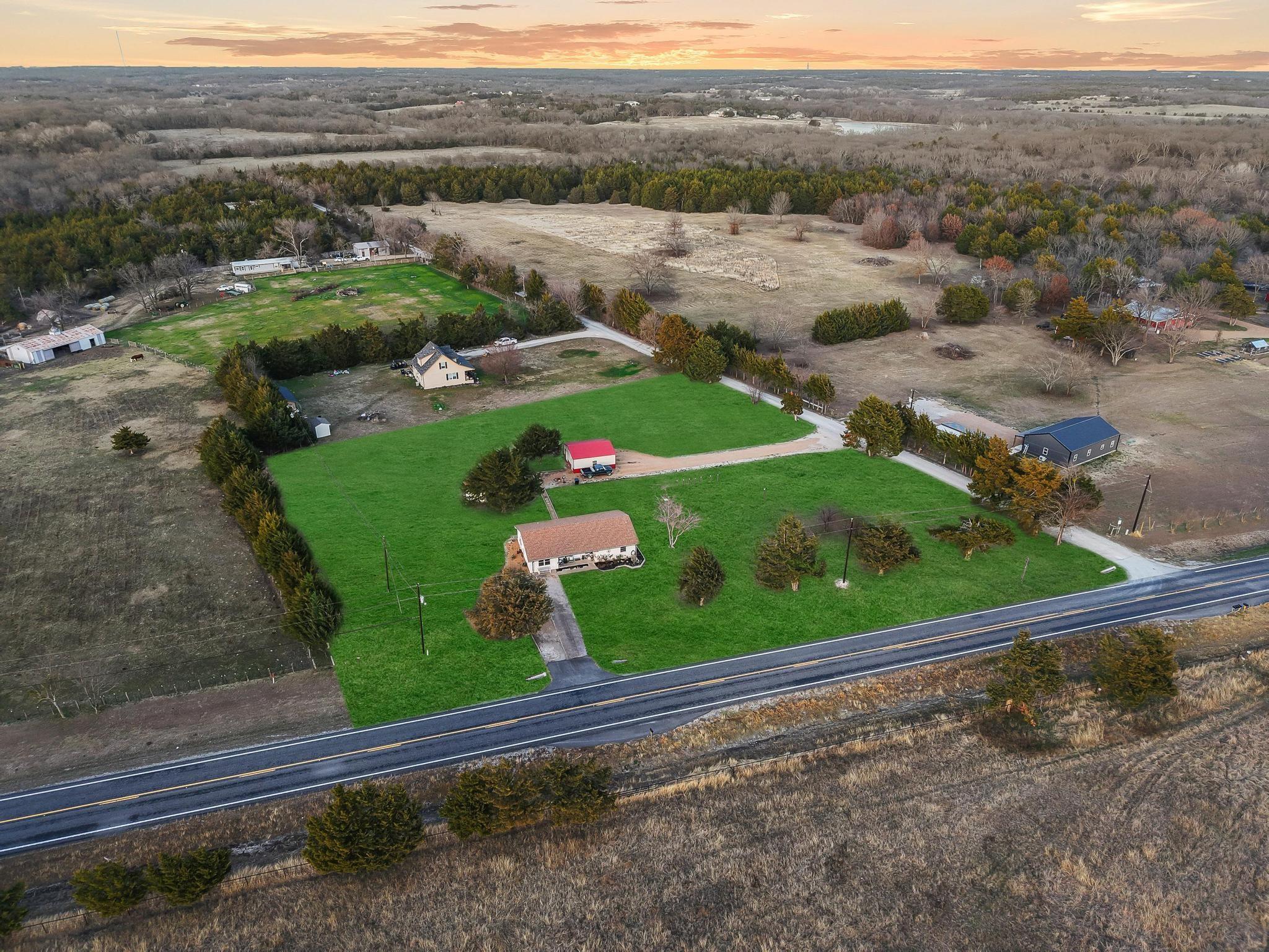 main property photo 34