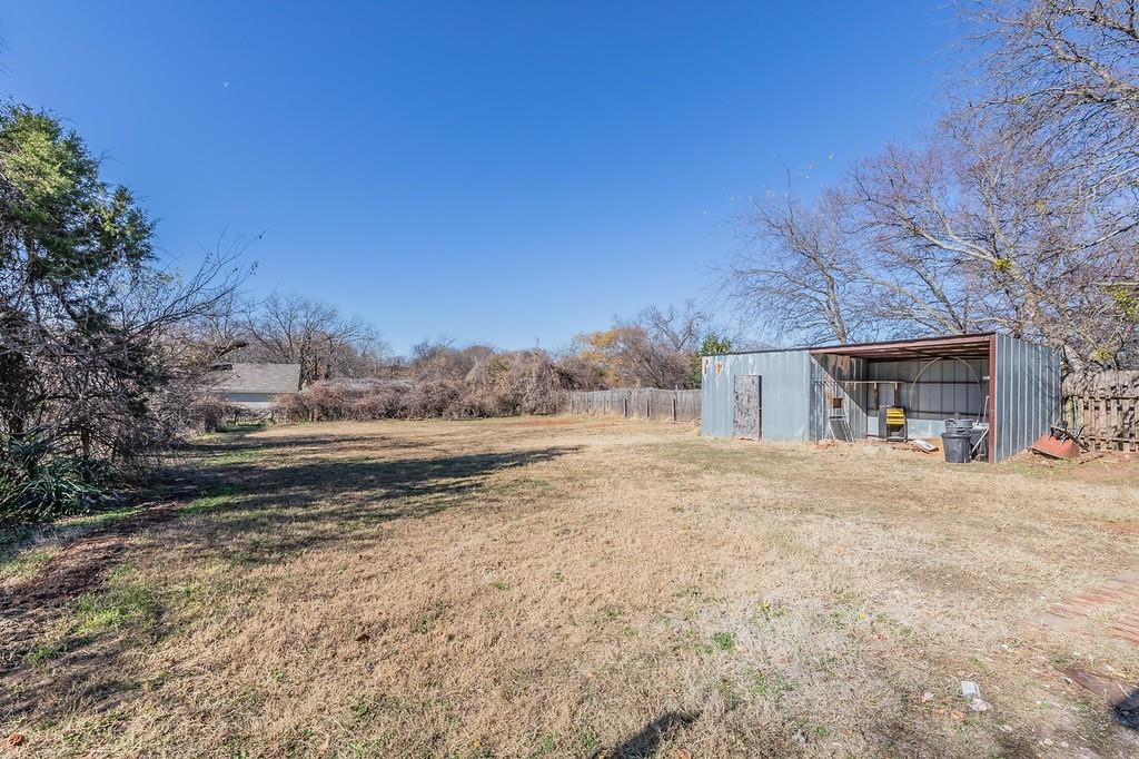 main property photo 29