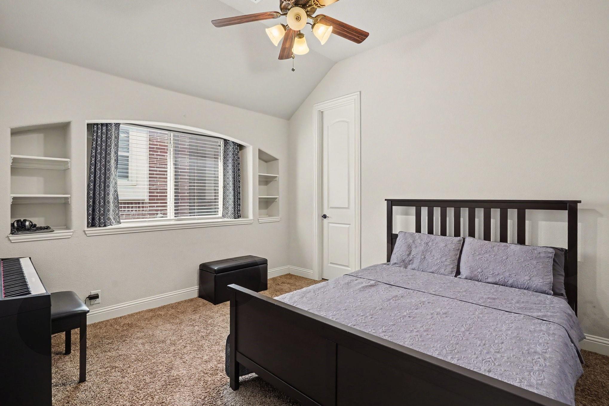 main property photo 26