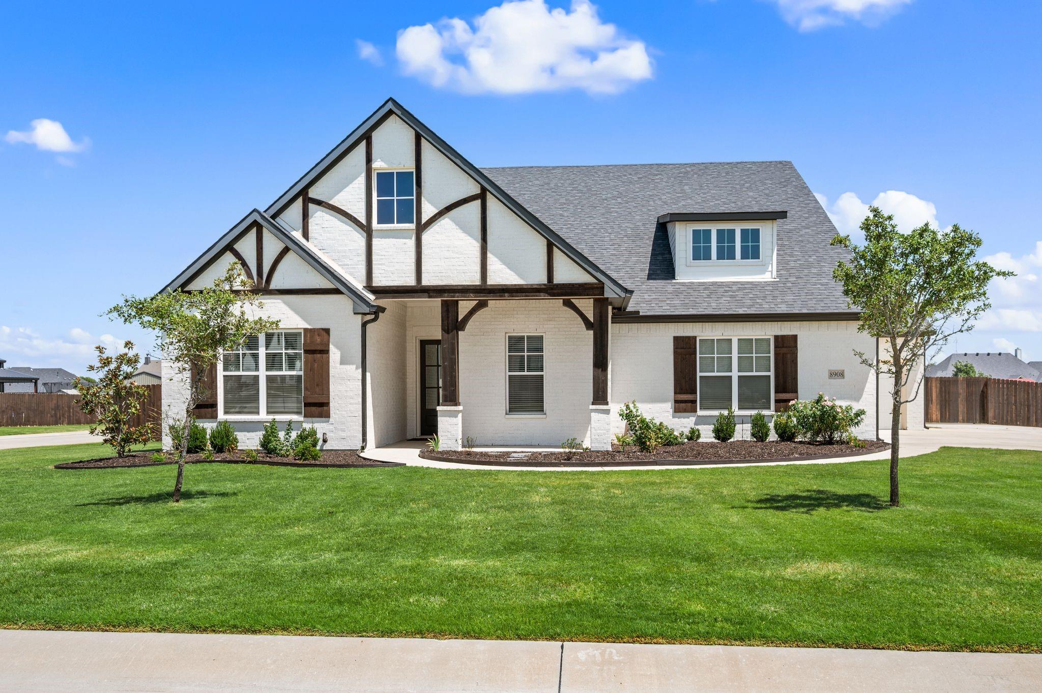 main property photo 5