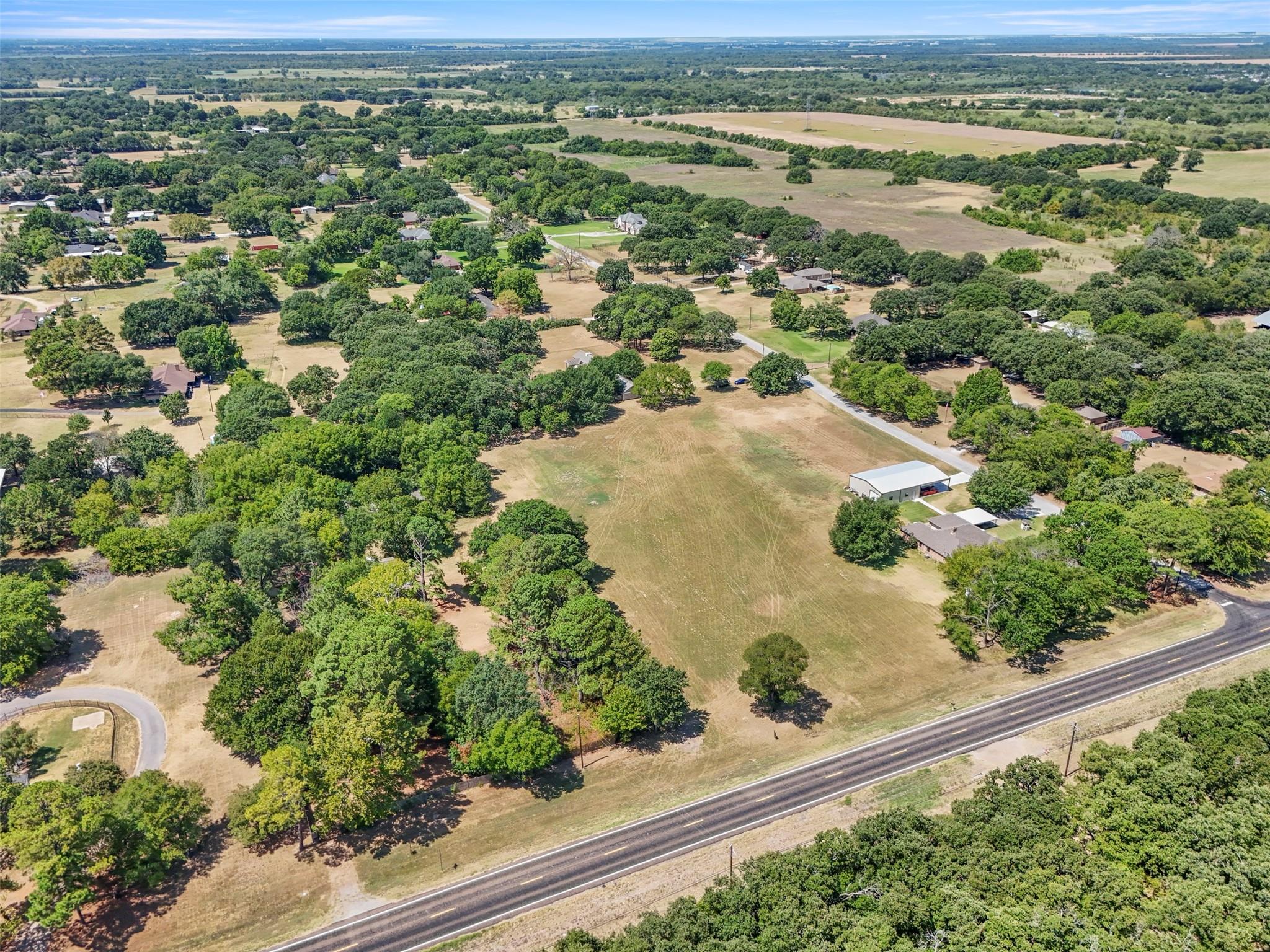 main property photo 4