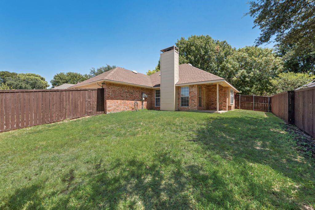 main property photo 18