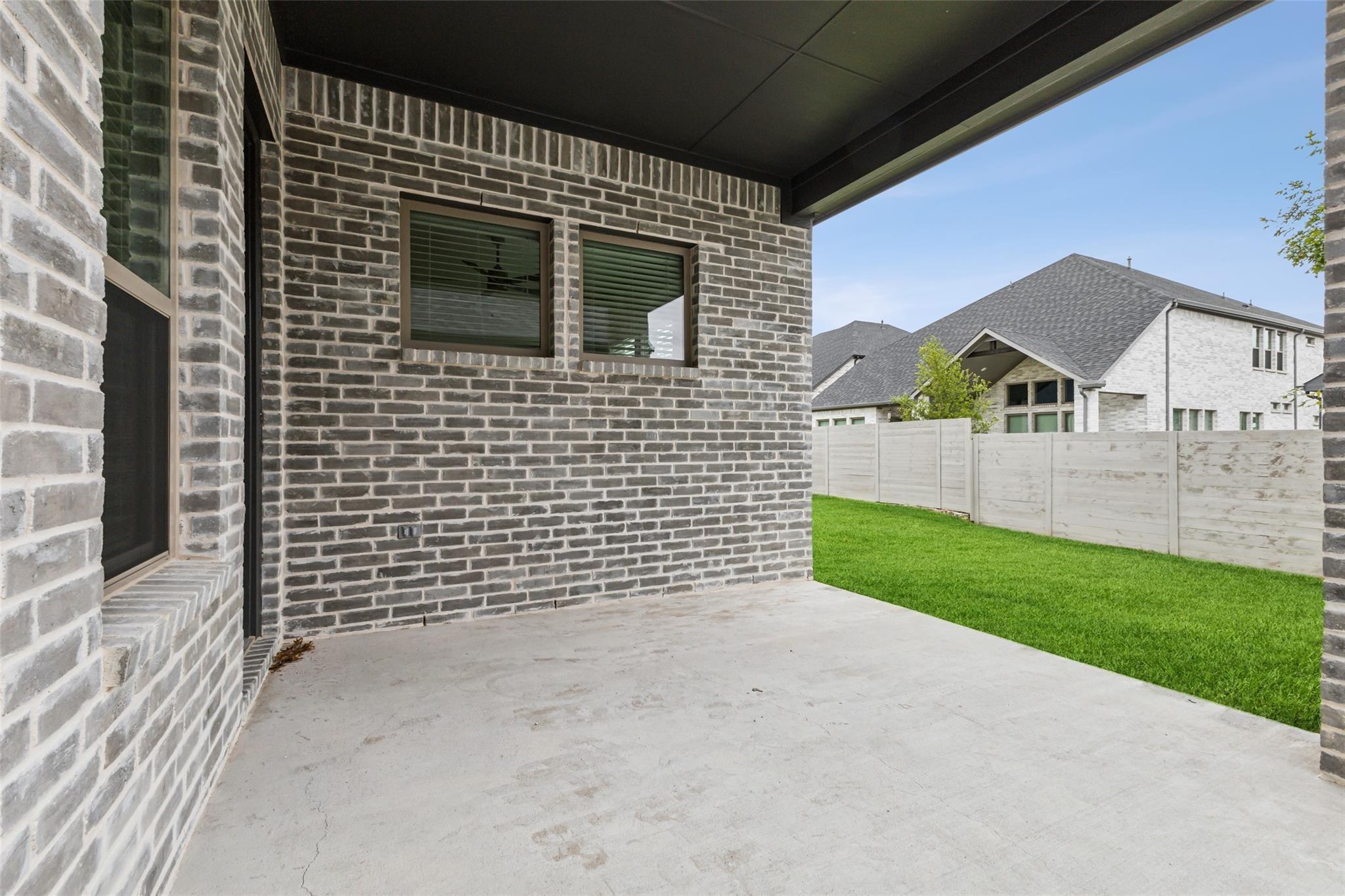 main property photo 22