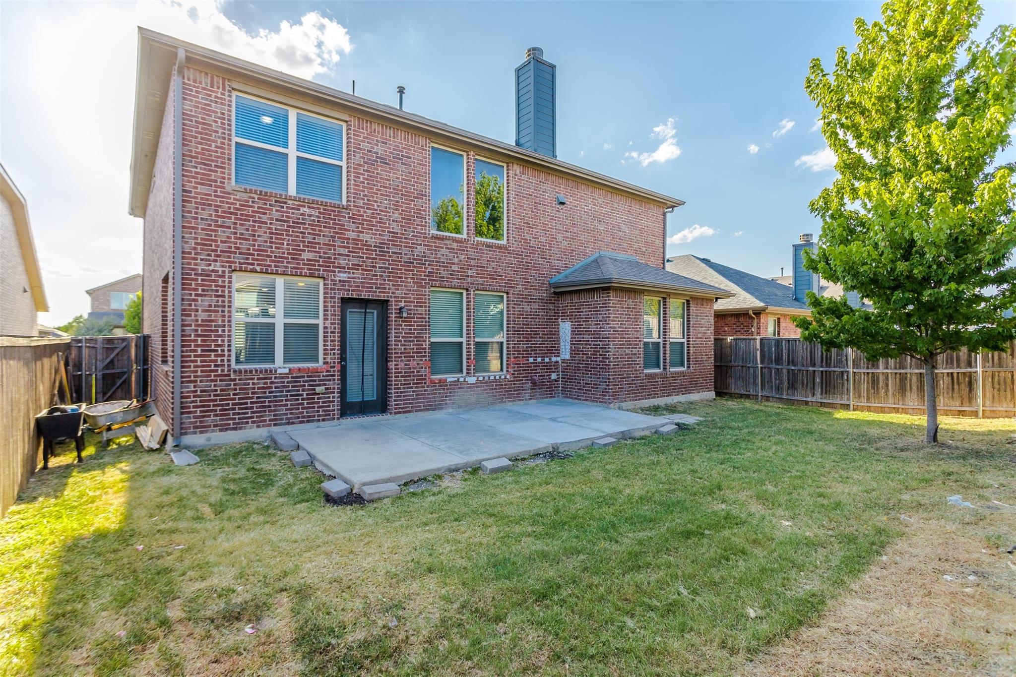 main property photo 36