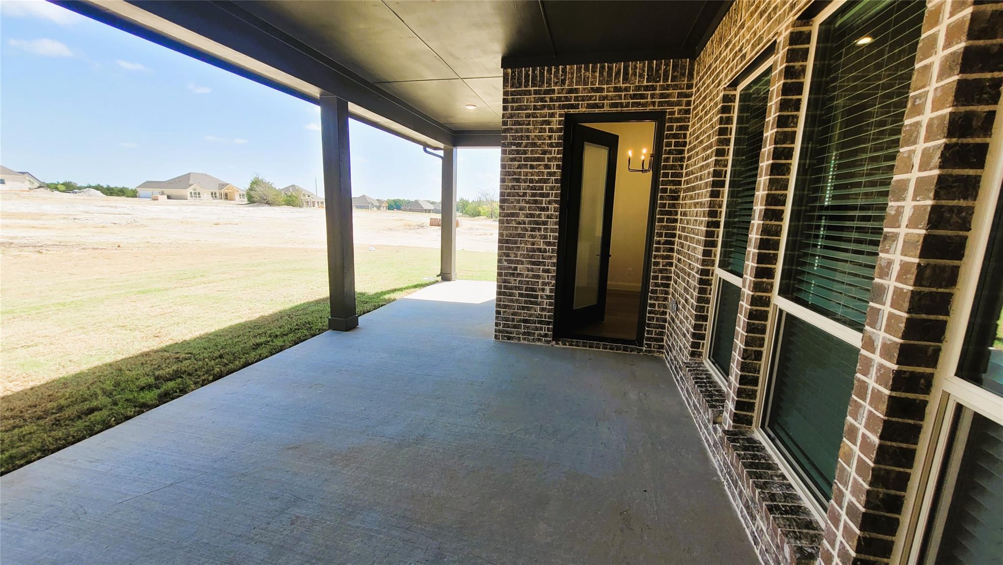 main property photo 27