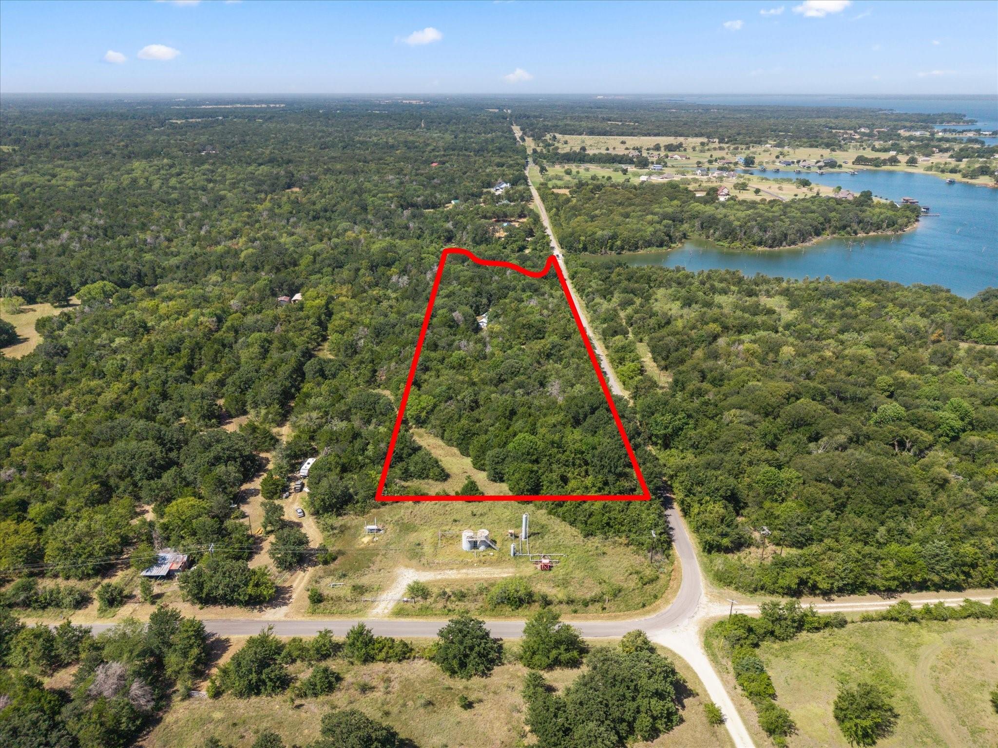 main property photo 20