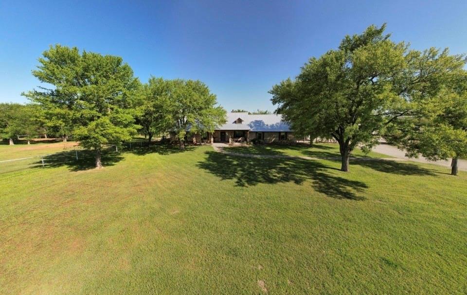 main property photo 6