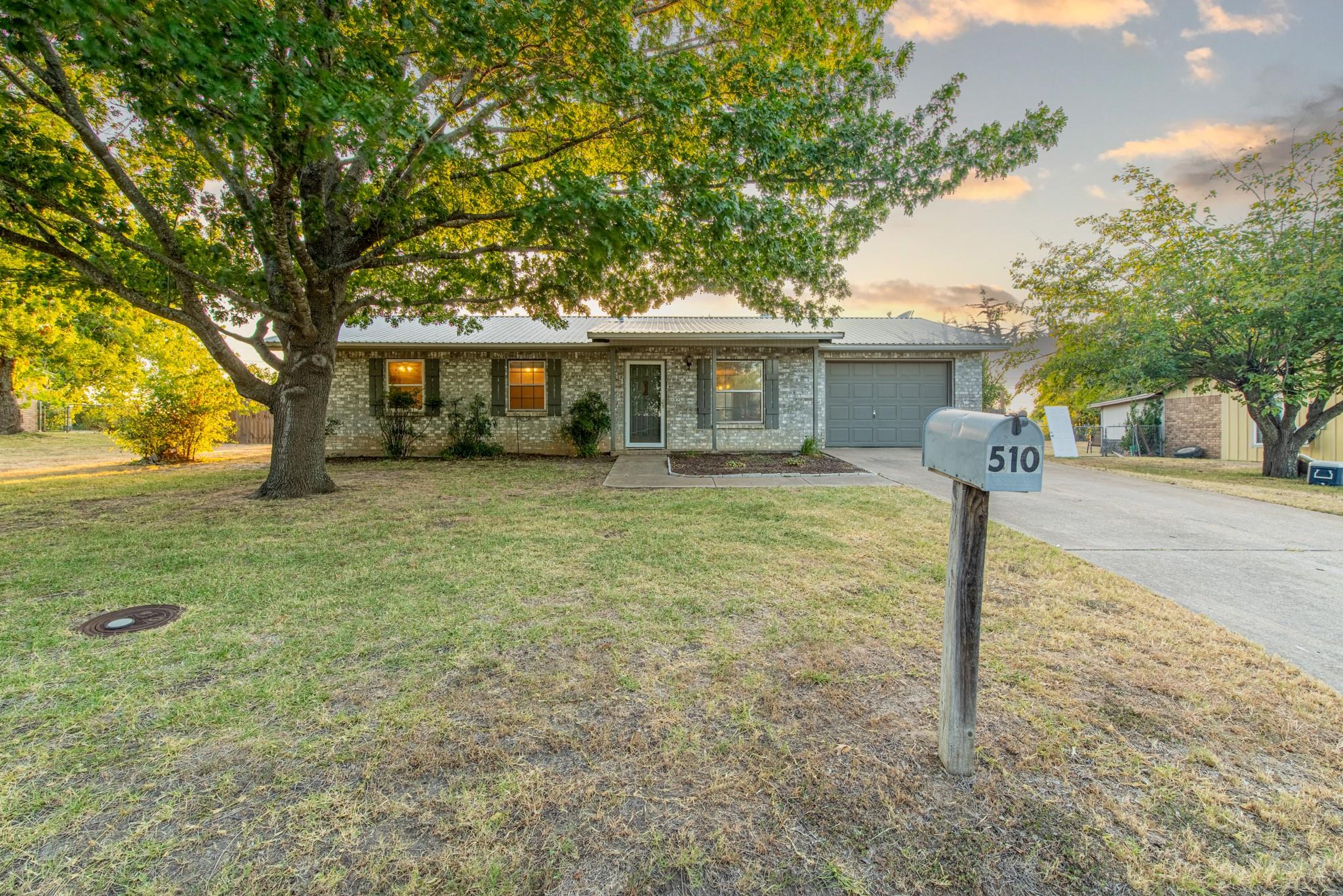 main property photo 36
