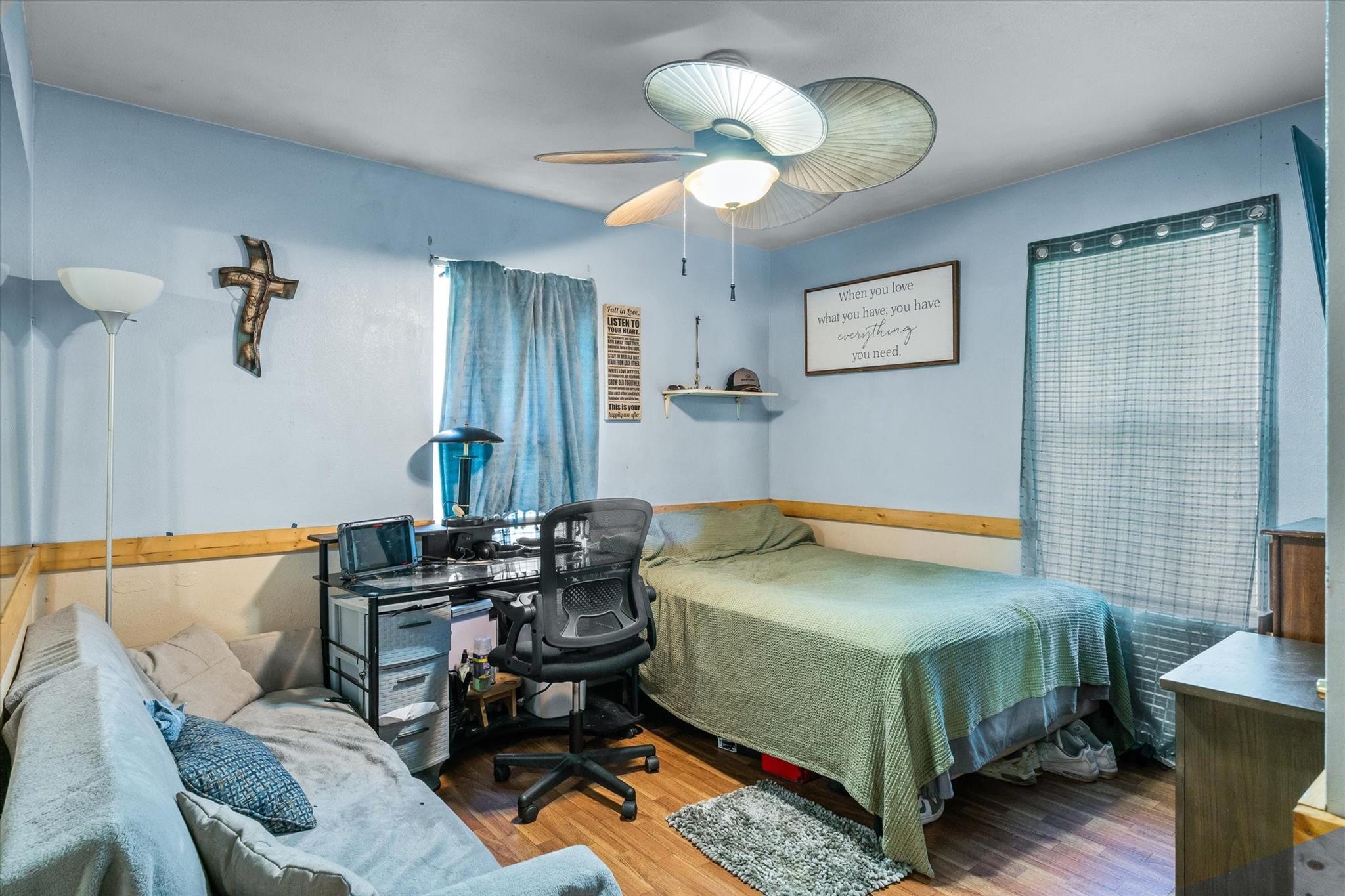main property photo 14