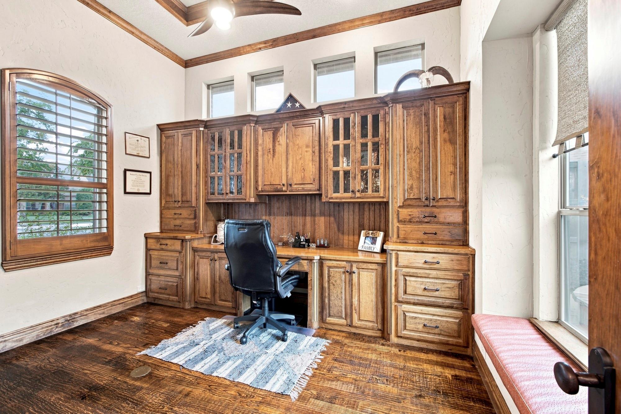 main property photo 15