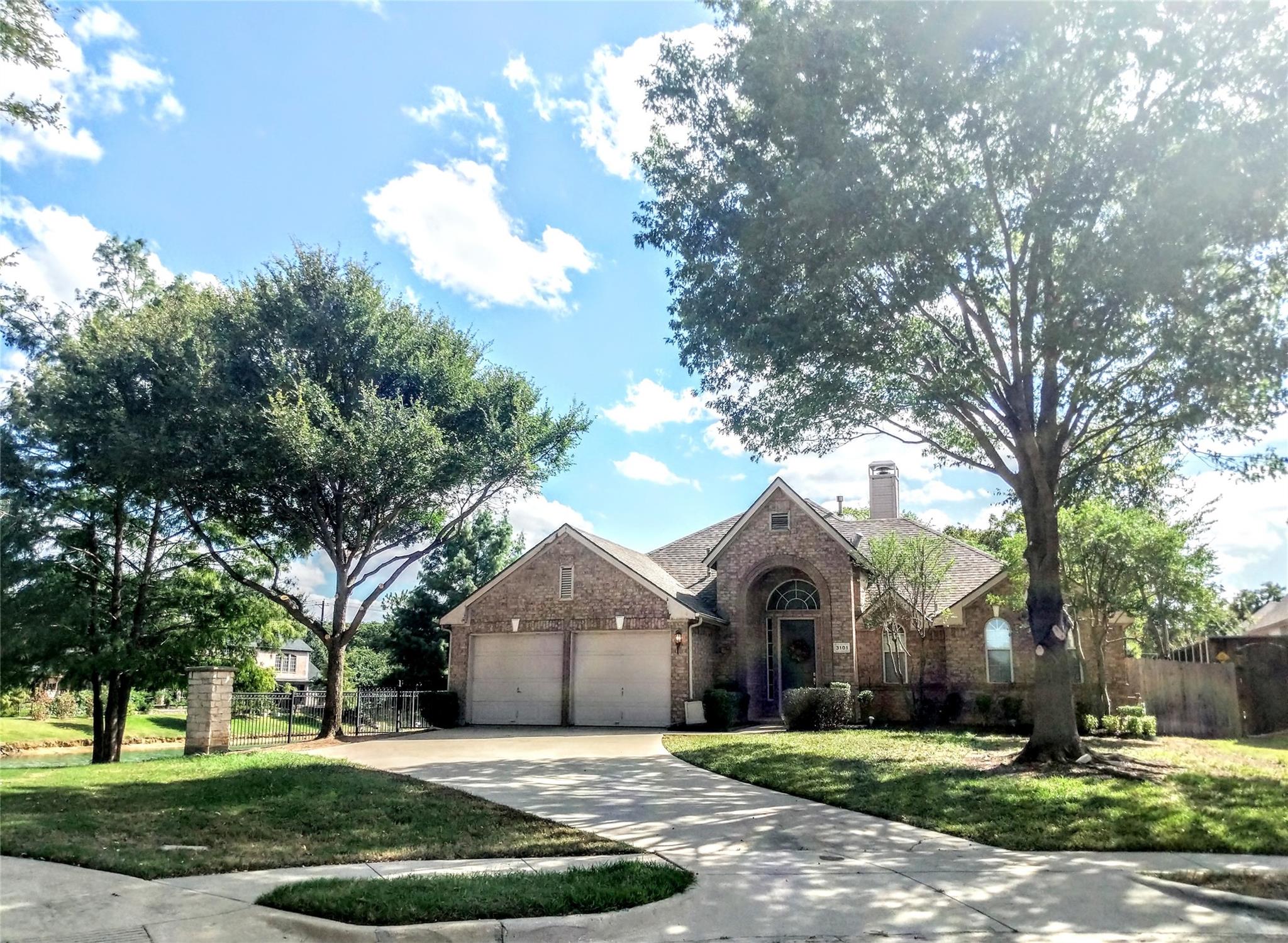 main property photo 7