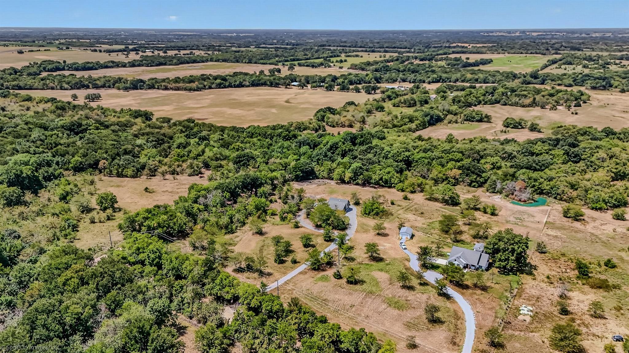 main property photo 23