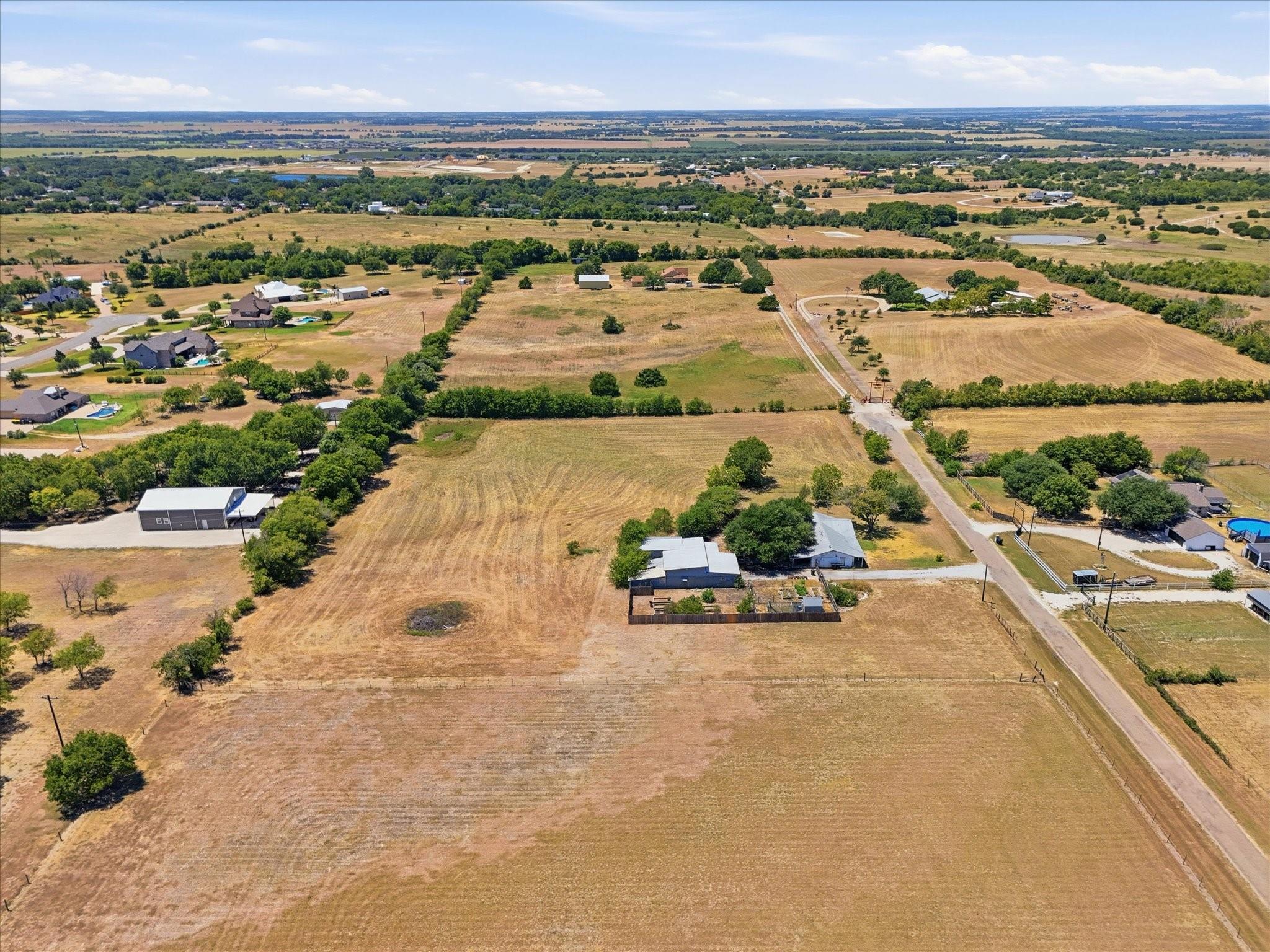 main property photo 7