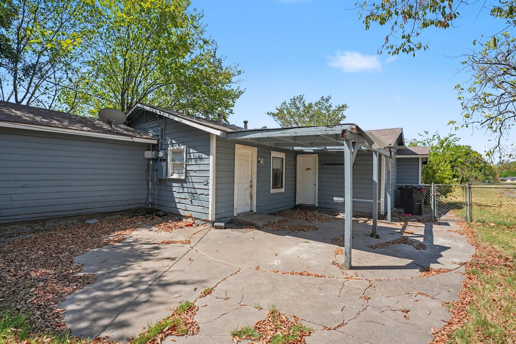 main property photo 33