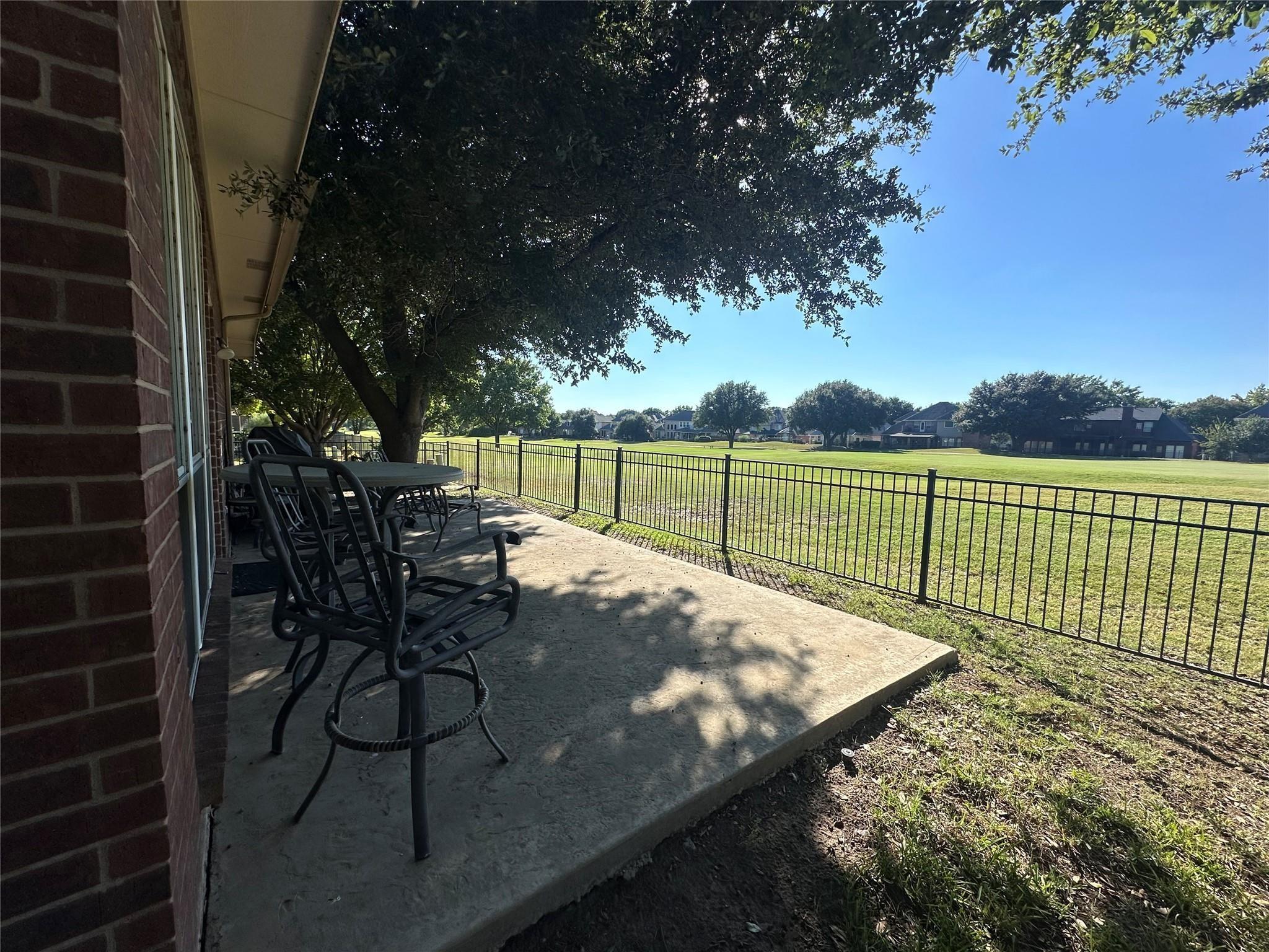 main property photo 15