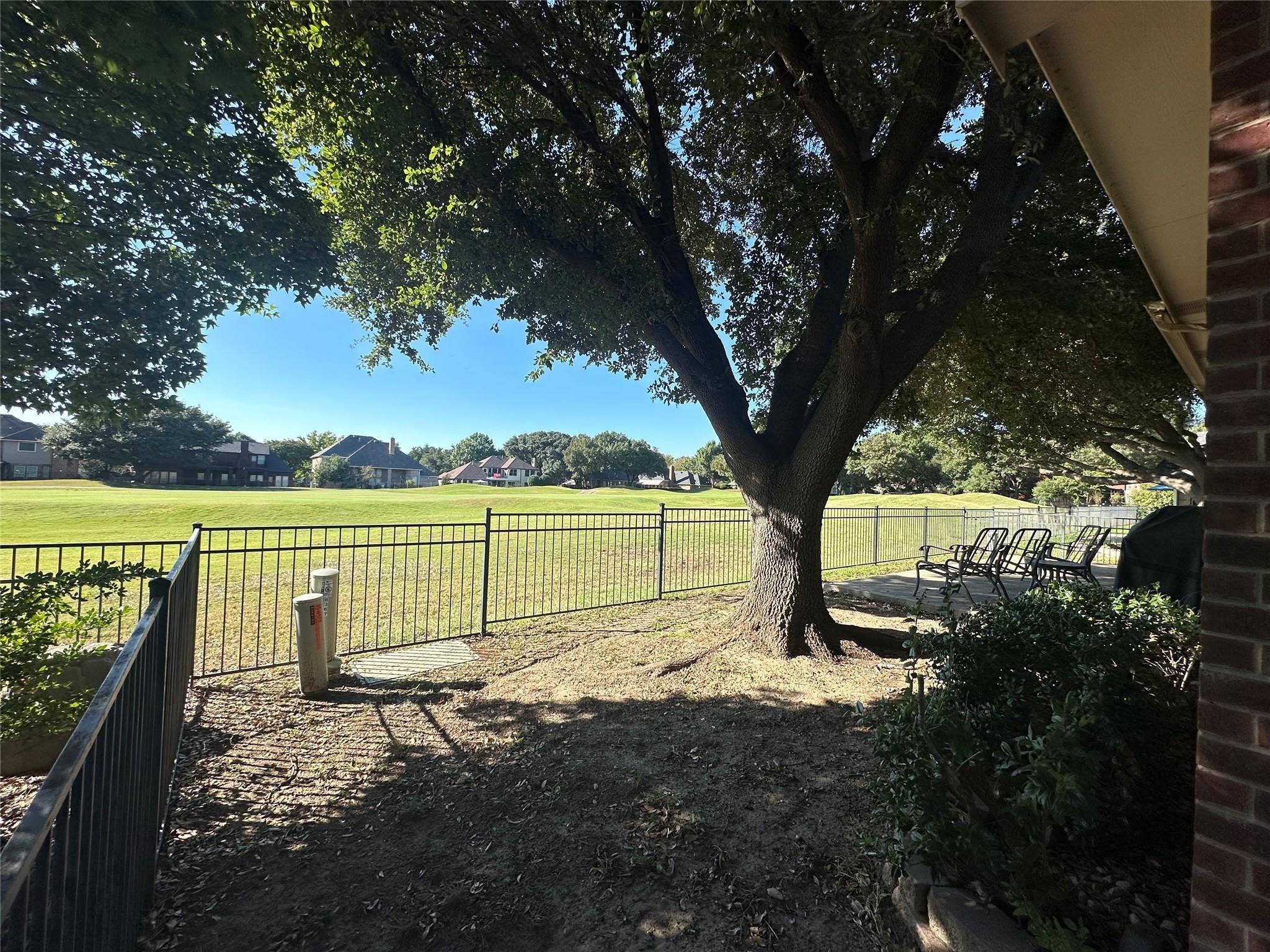 main property photo 18