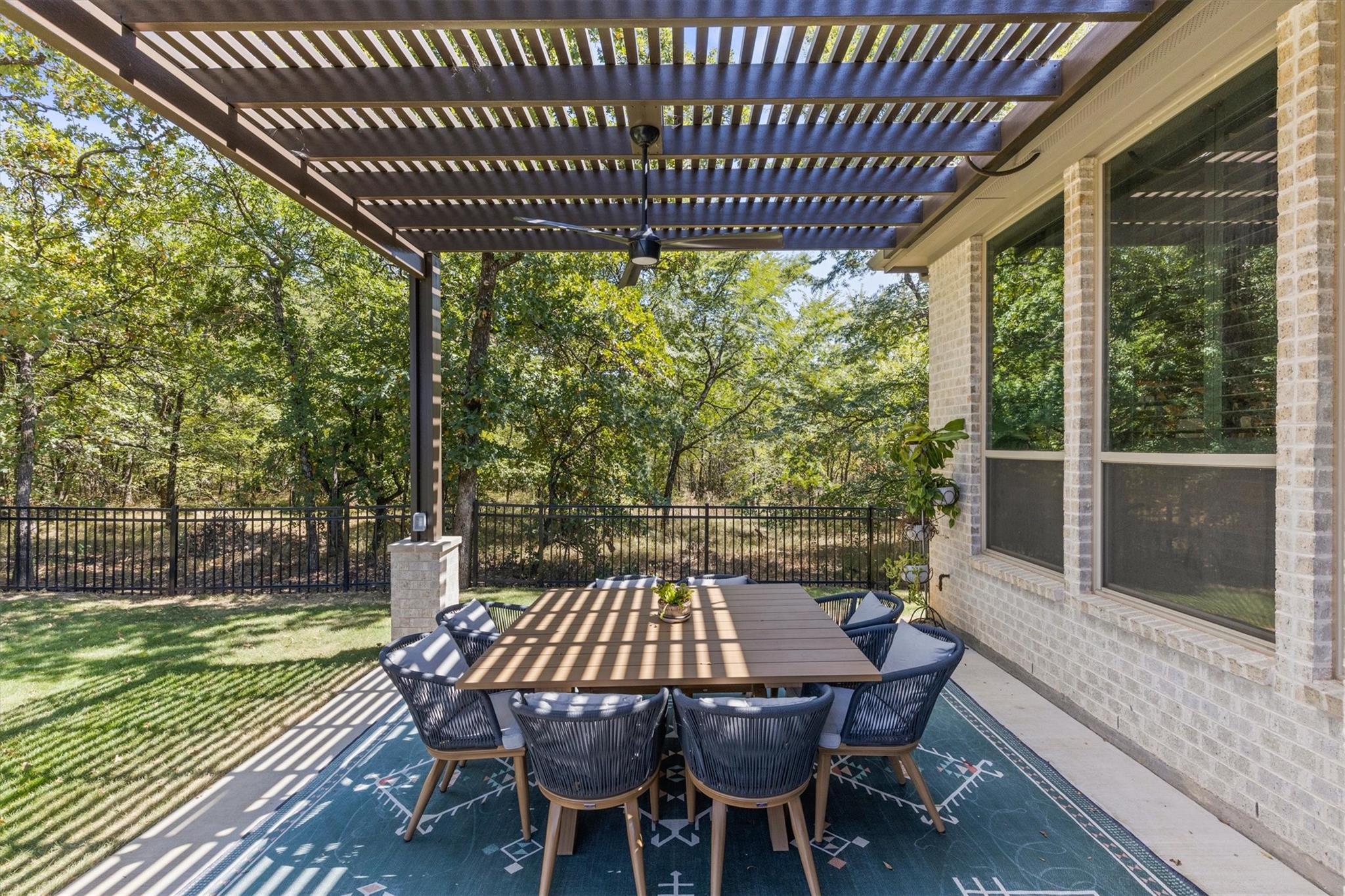main property photo 27
