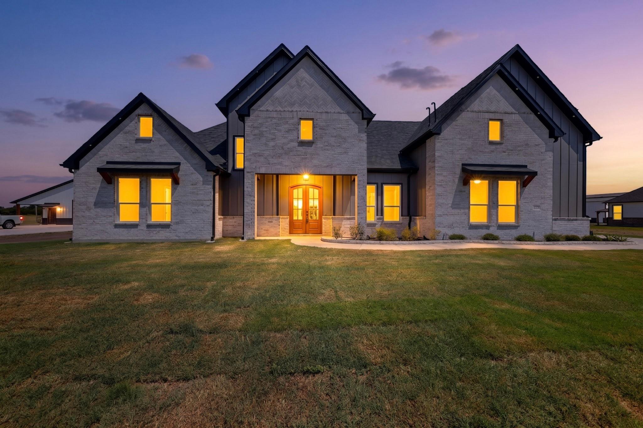main property photo 0