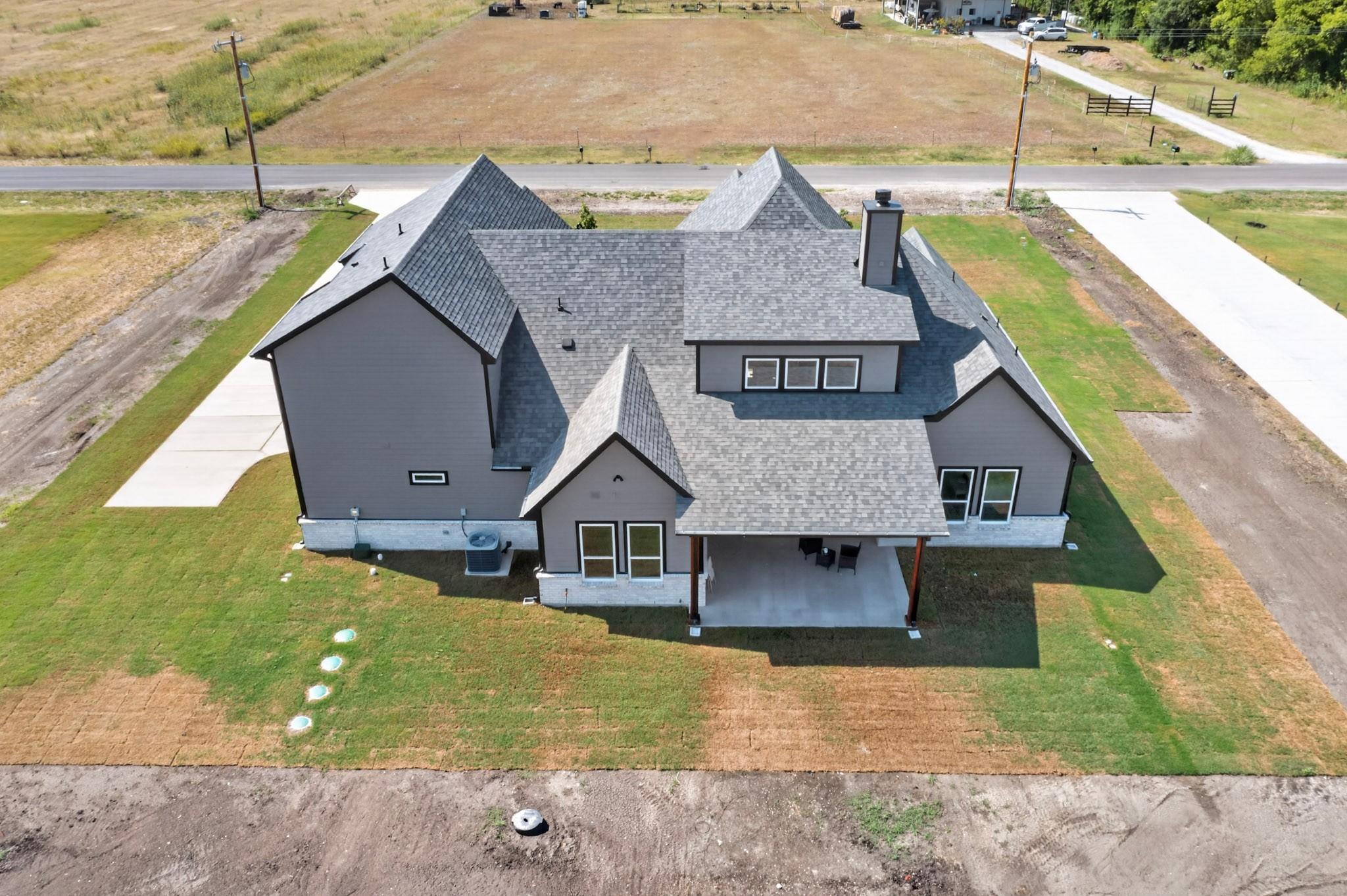 main property photo 35