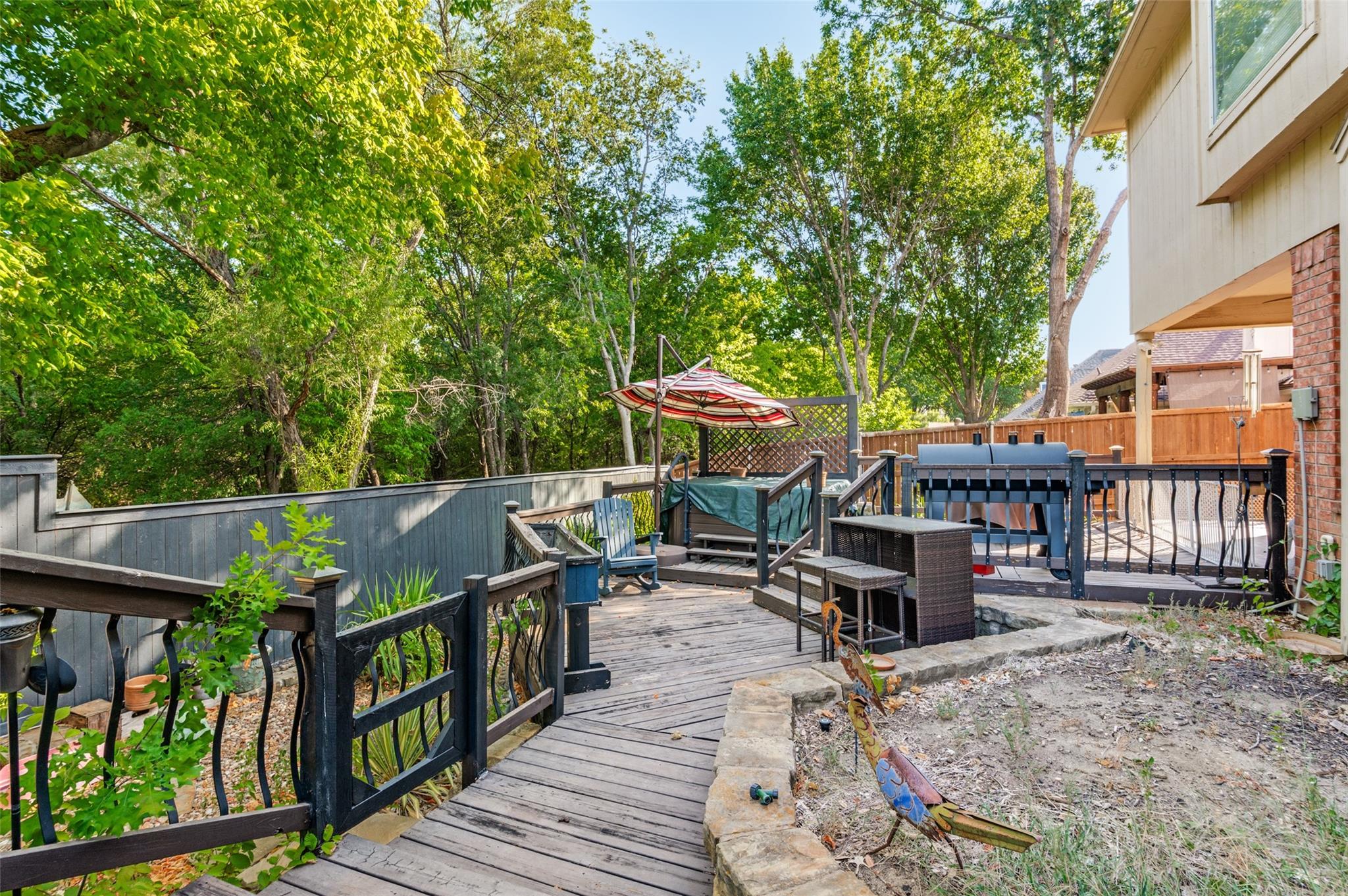 main property photo 13