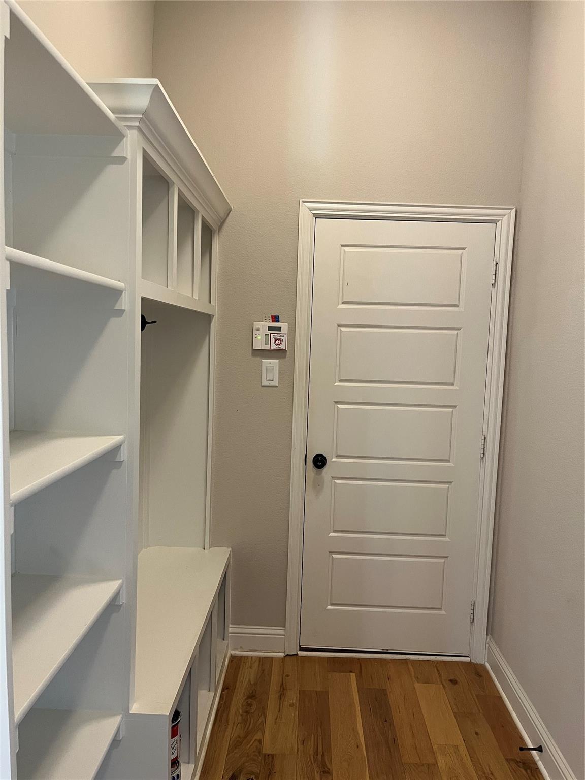 main property photo 19